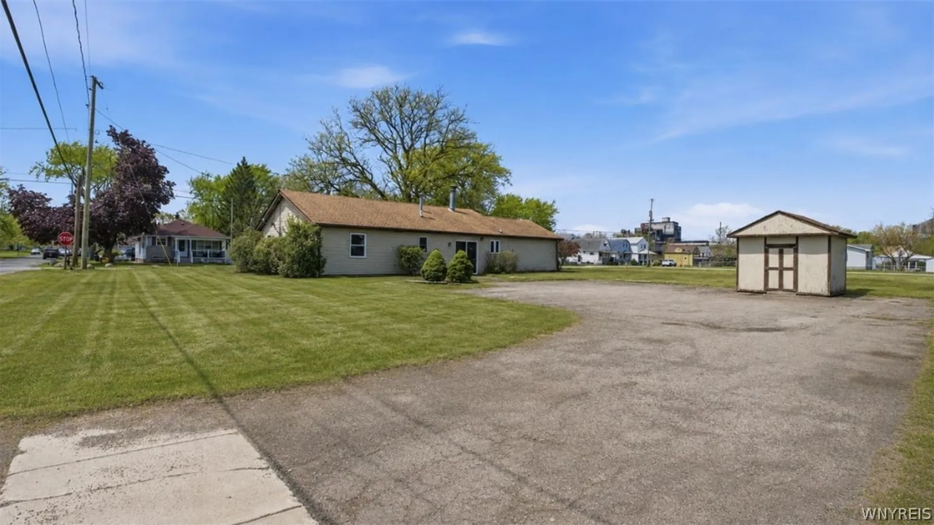 Property at 3125 Portland Street, Niagara, NY 14305 27