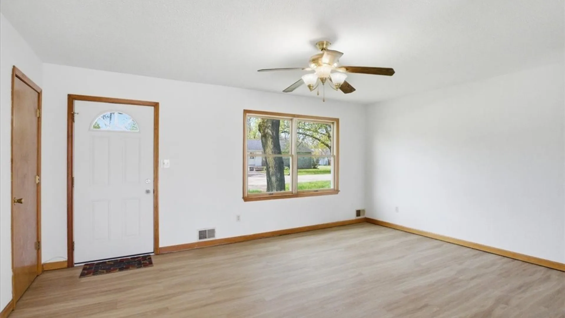 Property at 3125 Portland Street, Niagara, NY 14305 7