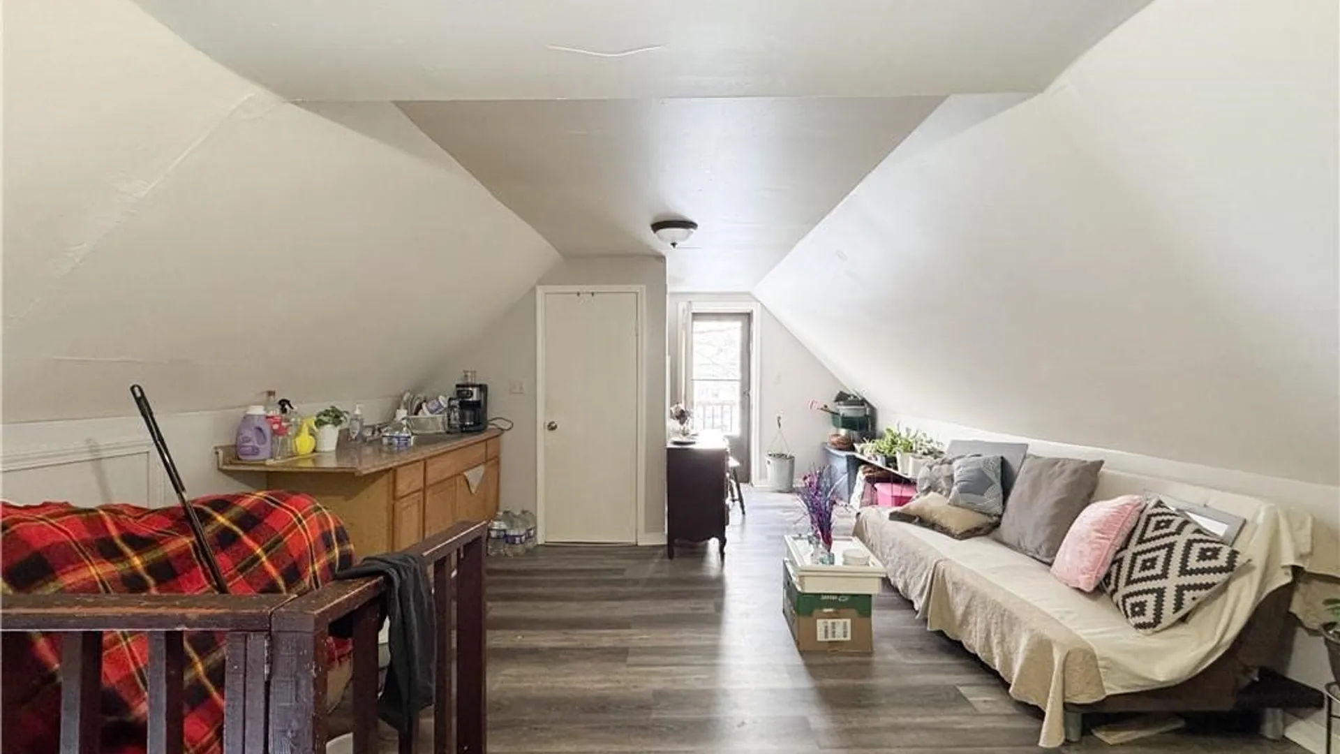 Property at 64 Murray Street, Rochester, NY 14606 17