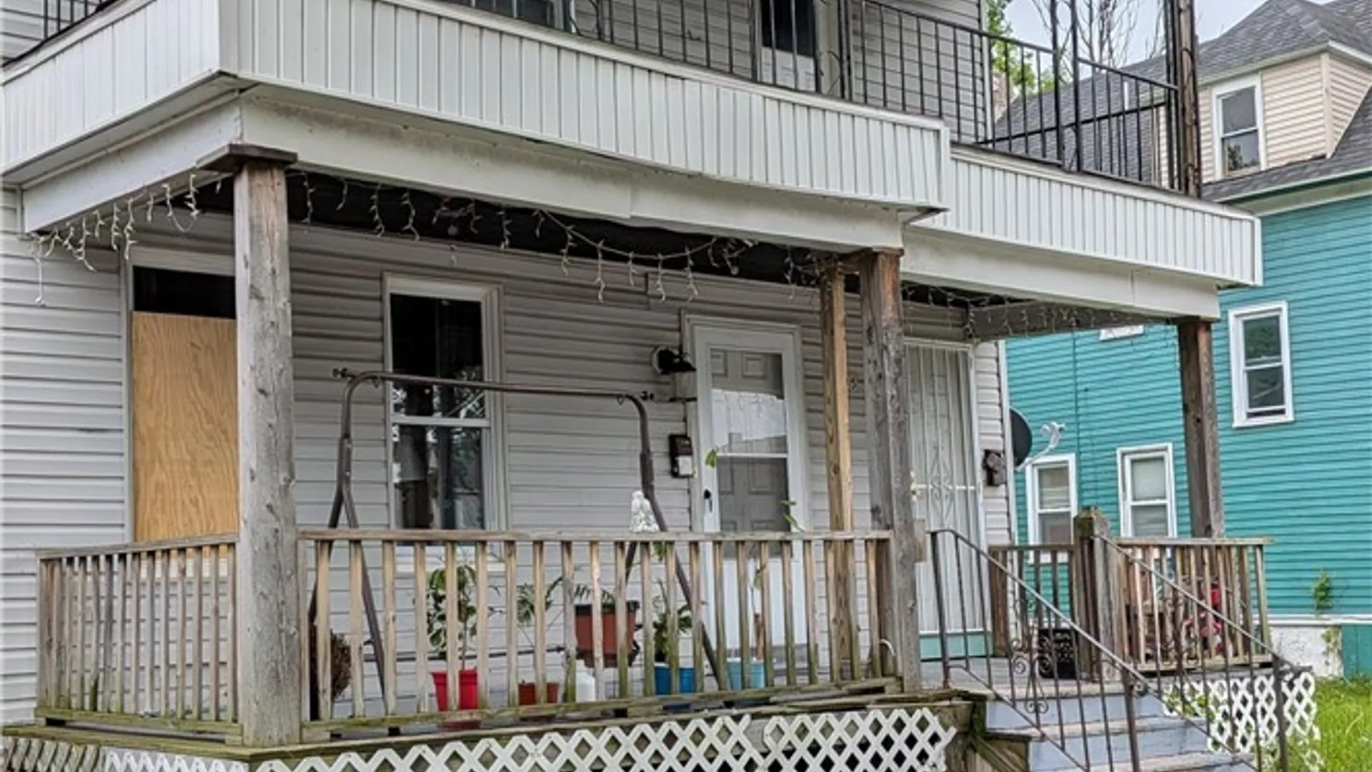 Property at 905 Tonawanda Street, Buffalo, NY 14207 2