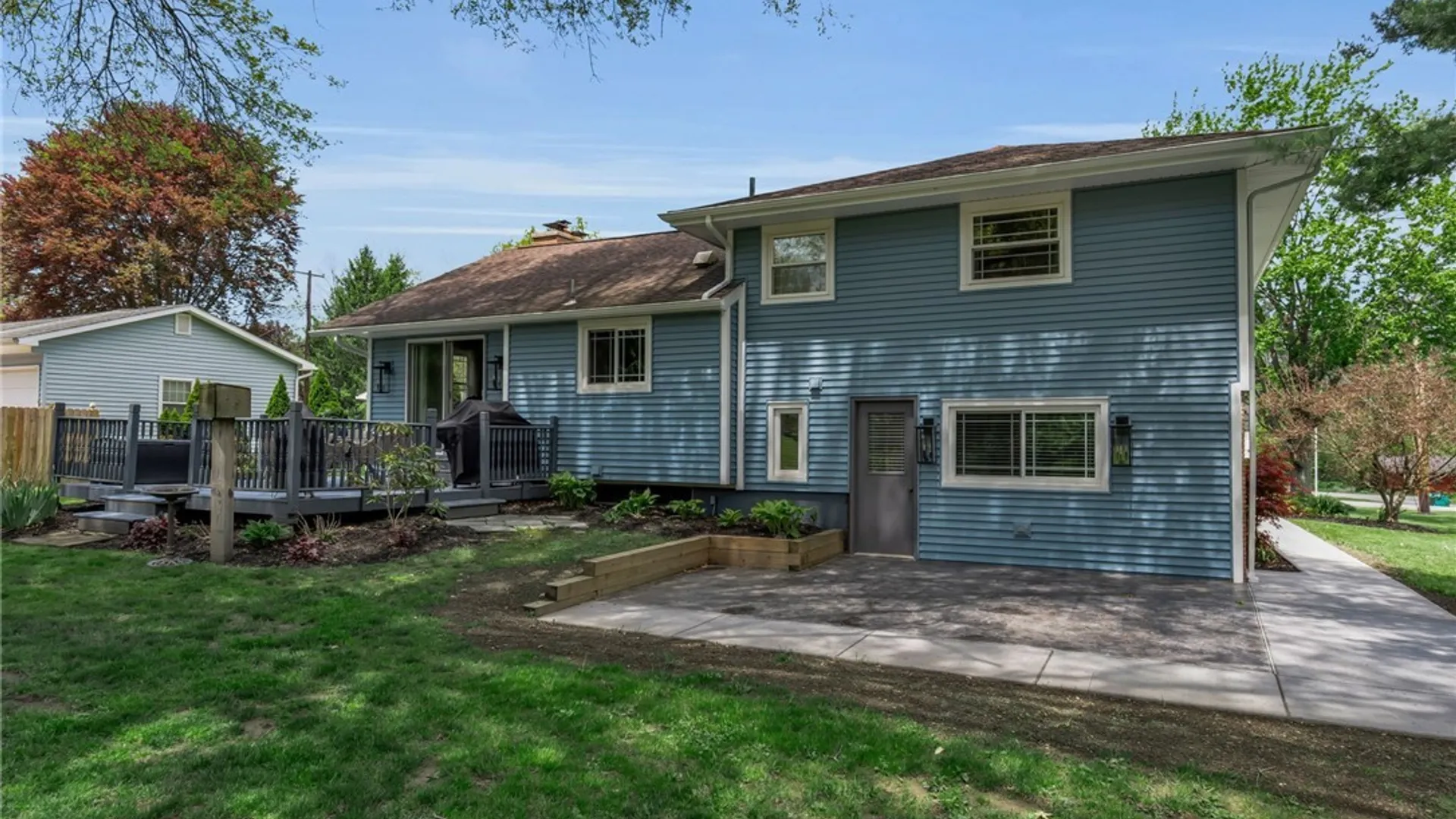 Property at 5812 Cloverfield Drive, Boston, NY 14075 5