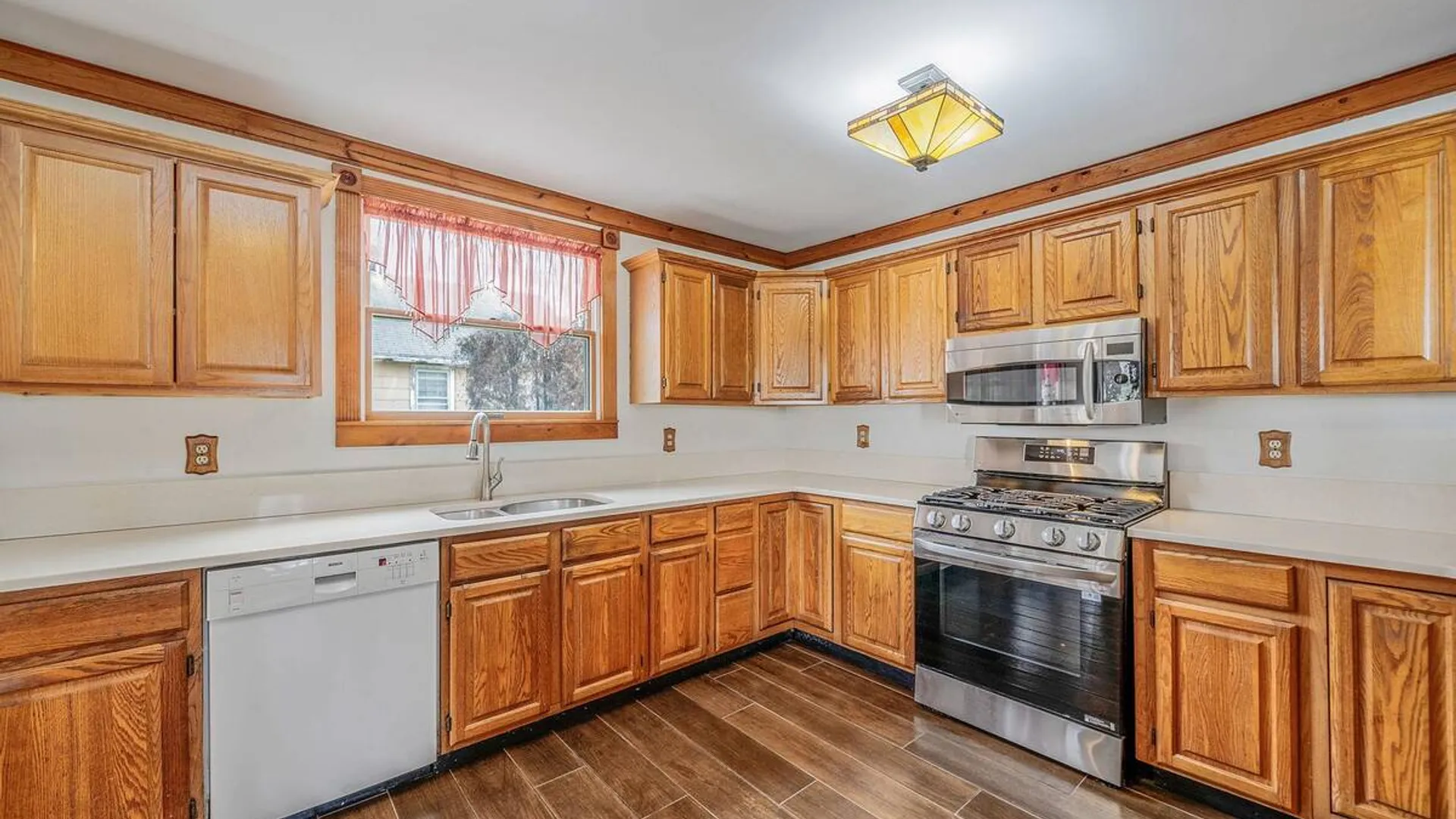 Property at 1450 Wickham Avenue, Mattituck, NY 11952 19