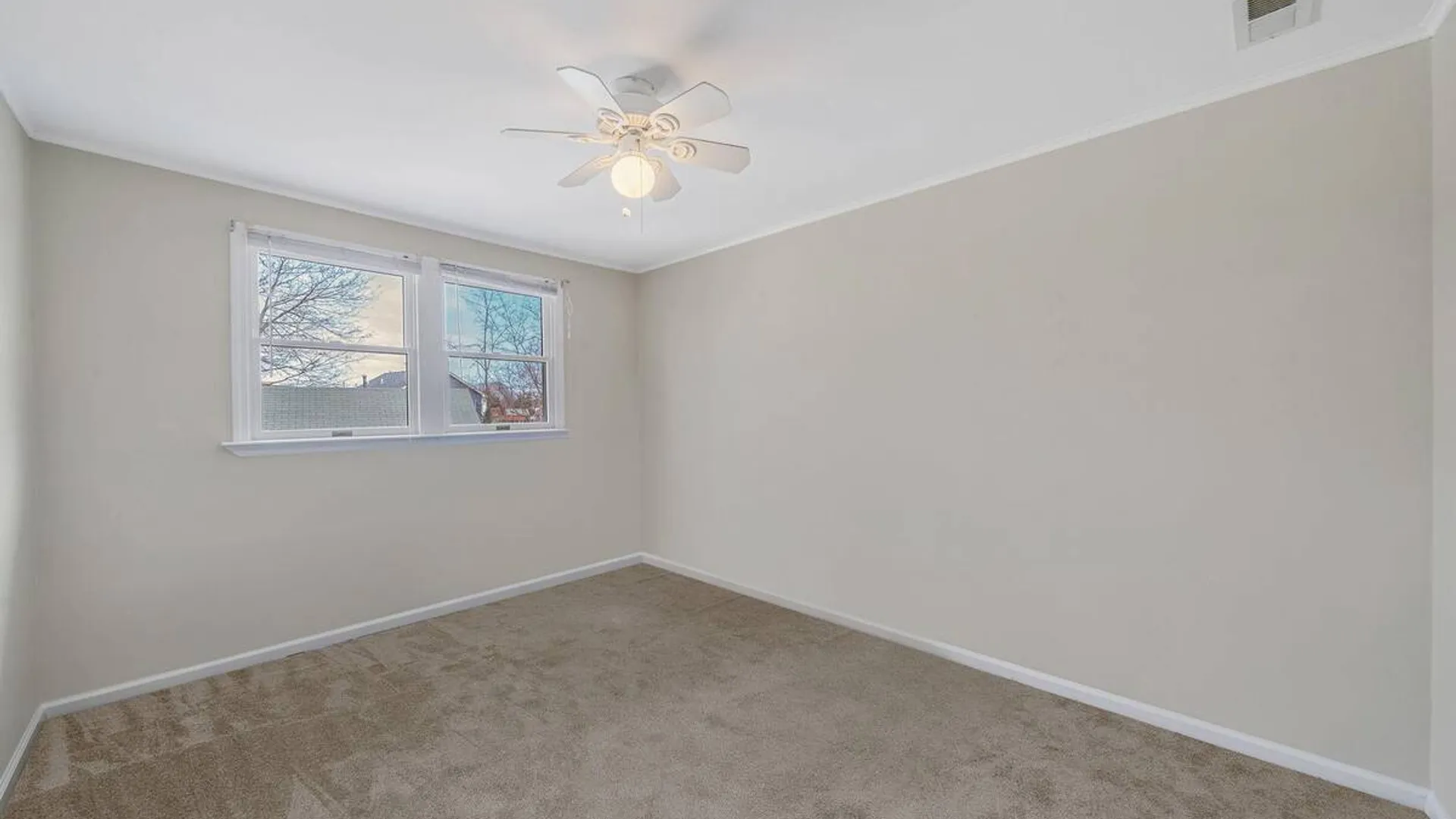 Property at 1450 Wickham Avenue, Mattituck, NY 11952 25