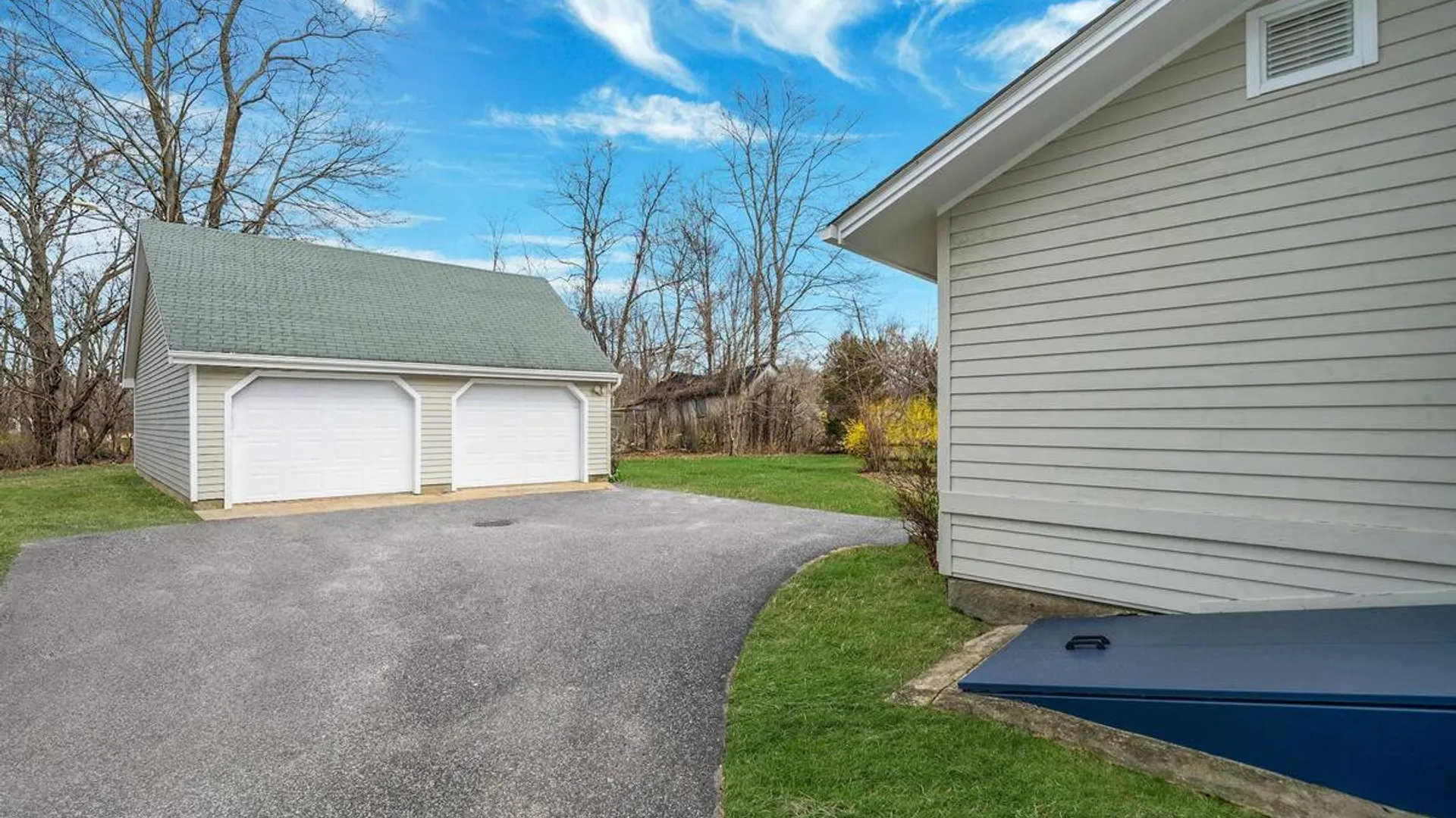 Property at 1450 Wickham Avenue, Mattituck, NY 11952 5