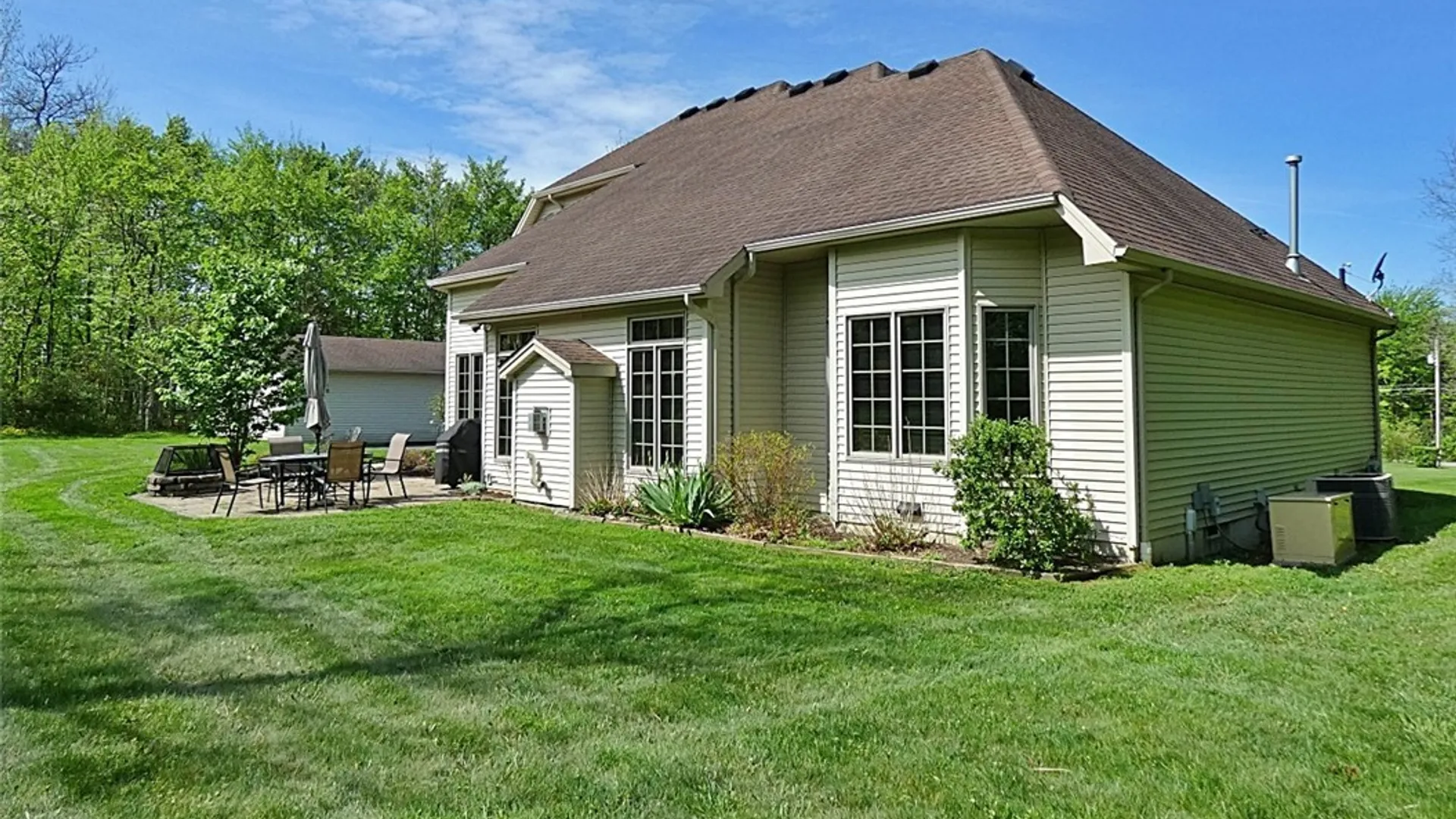 Property at 342 Cook Road, Aurora, NY 14052 4