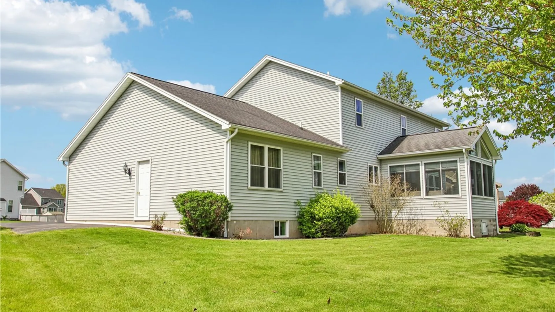 Property at 82 Quarterdeck Place, Greece, NY 14612 42
