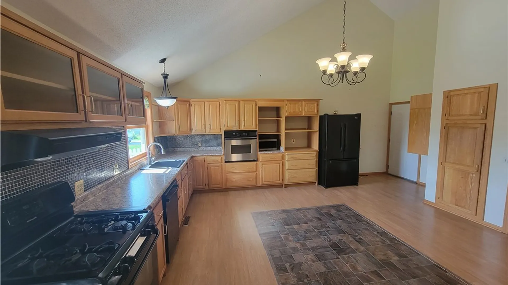 Property at 6945 Walmore Road, Wheatfield, NY 14304 12