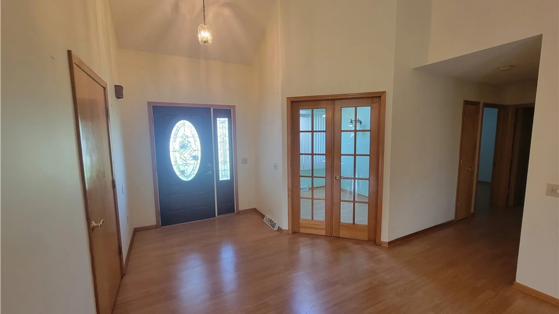 Property at 6945 Walmore Road, Wheatfield, NY 14304 8