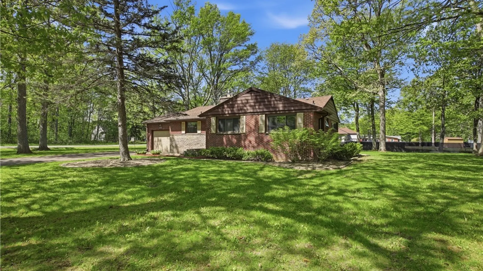 Property at 5056 Bronson Drive, Lewiston, NY 14092 3
