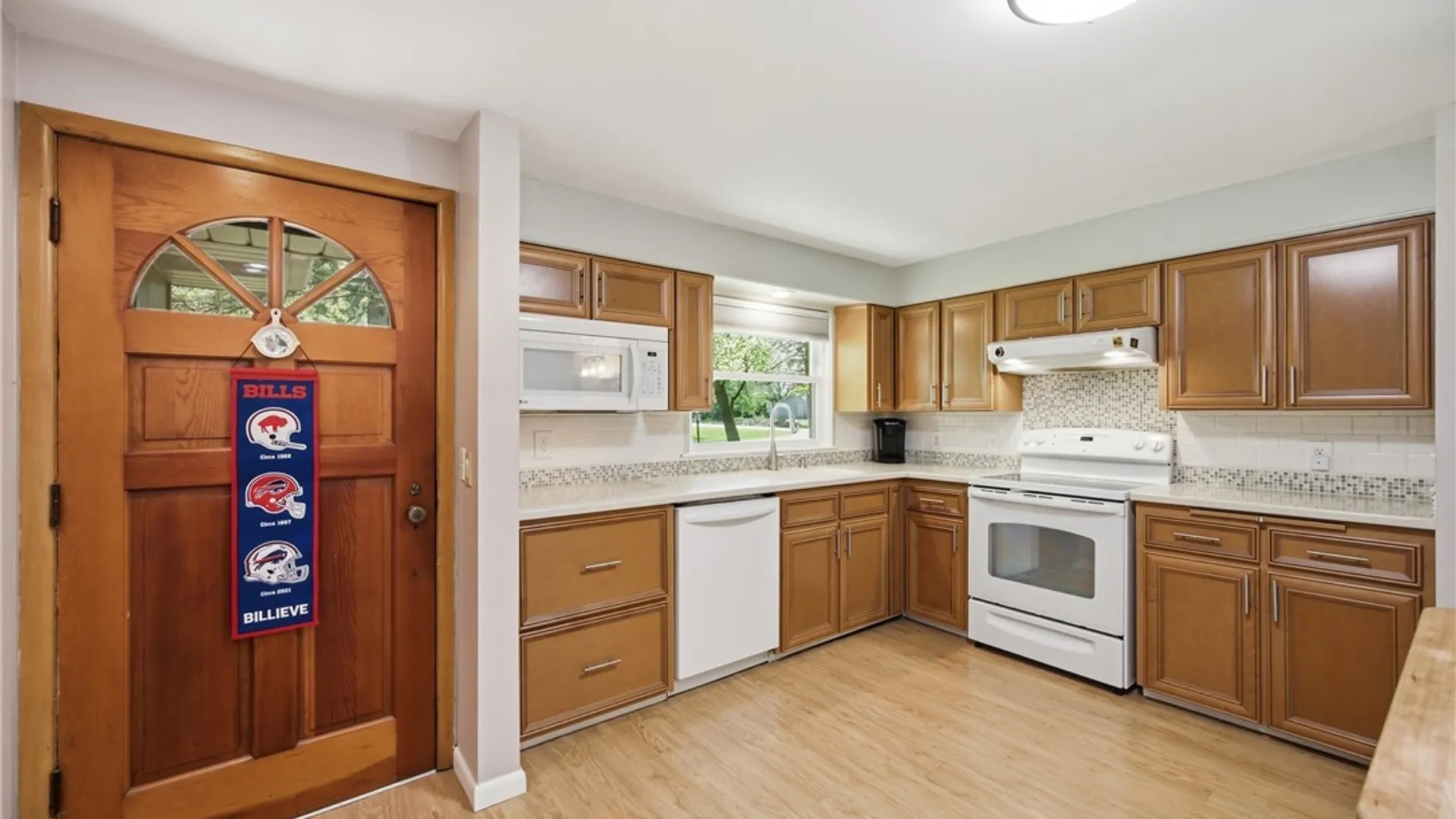 Property at 5056 Bronson Drive, Lewiston, NY 14092 6