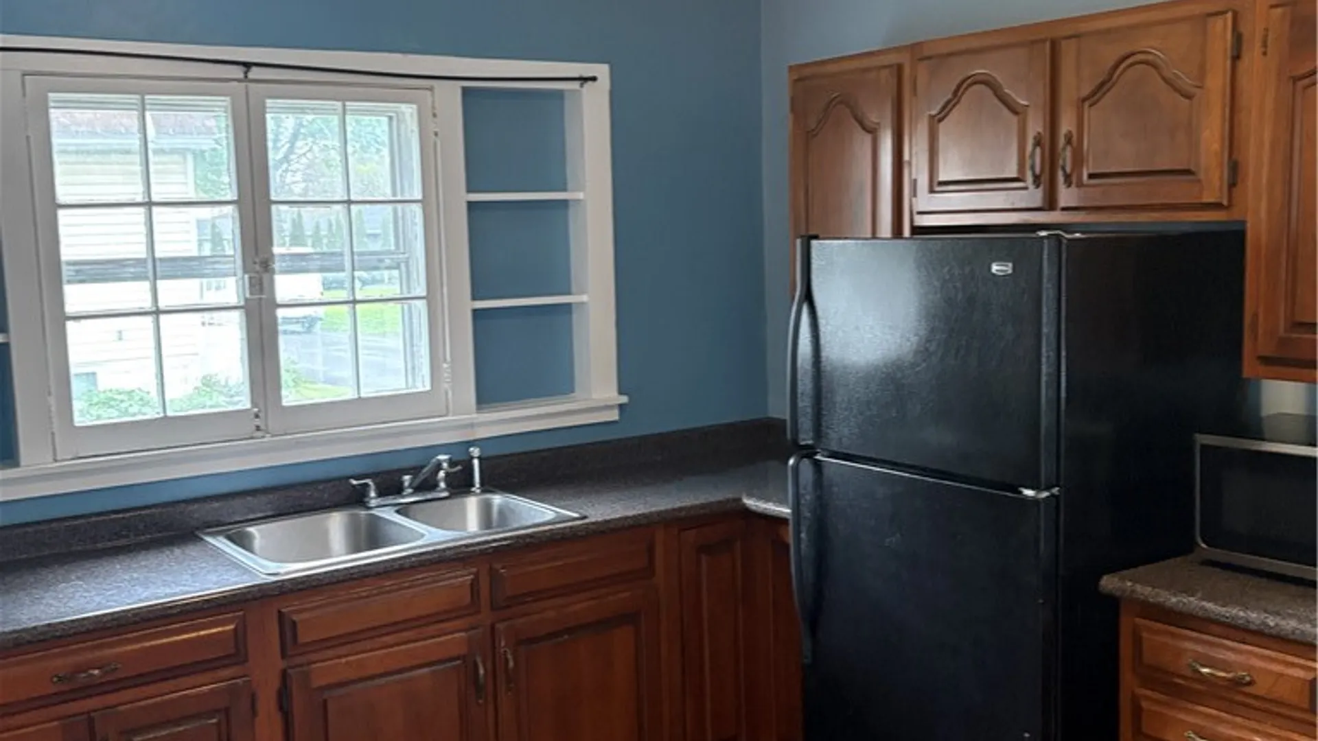 Property at 37 Bennett Avenue, Irondequoit, NY 14609 9