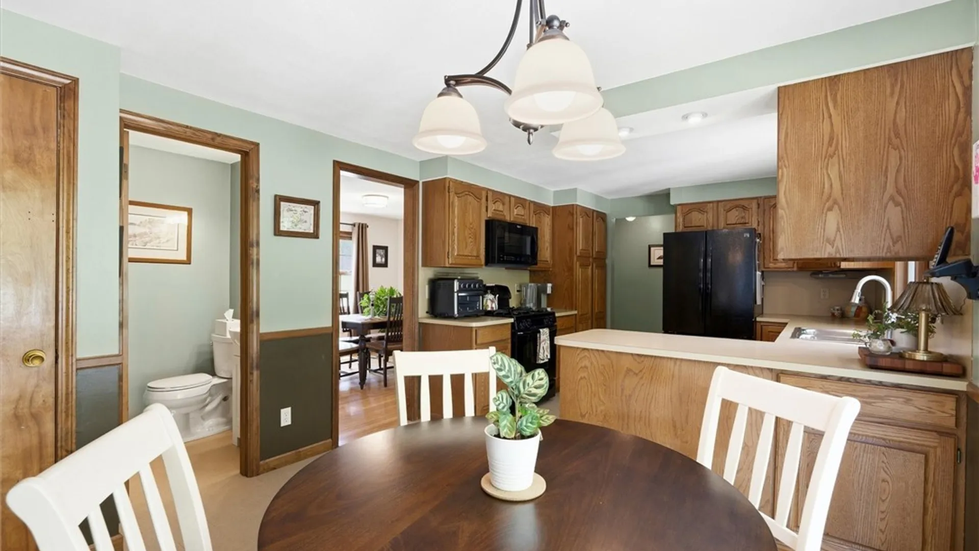 Property at 41 Elm Hill, Camillus, NY 13031 13