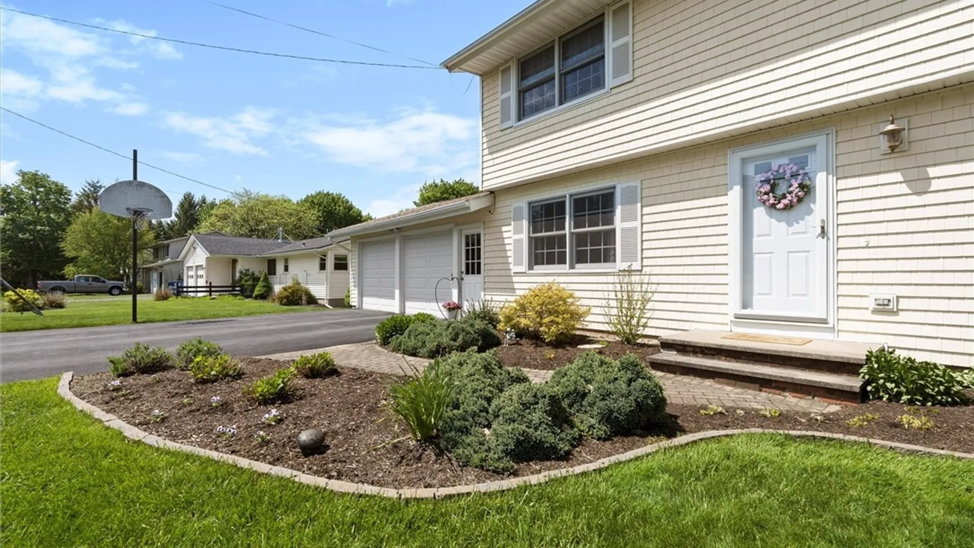 Property at 41 Elm Hill, Camillus, NY 13031 31