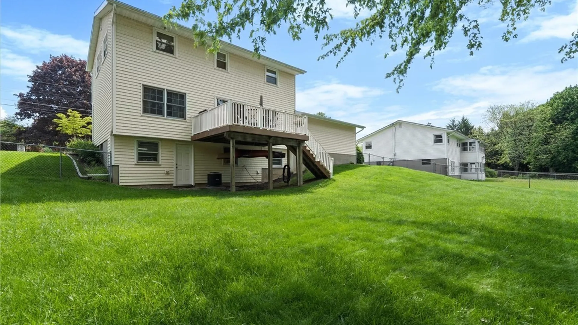 Property at 41 Elm Hill, Camillus, NY 13031 32