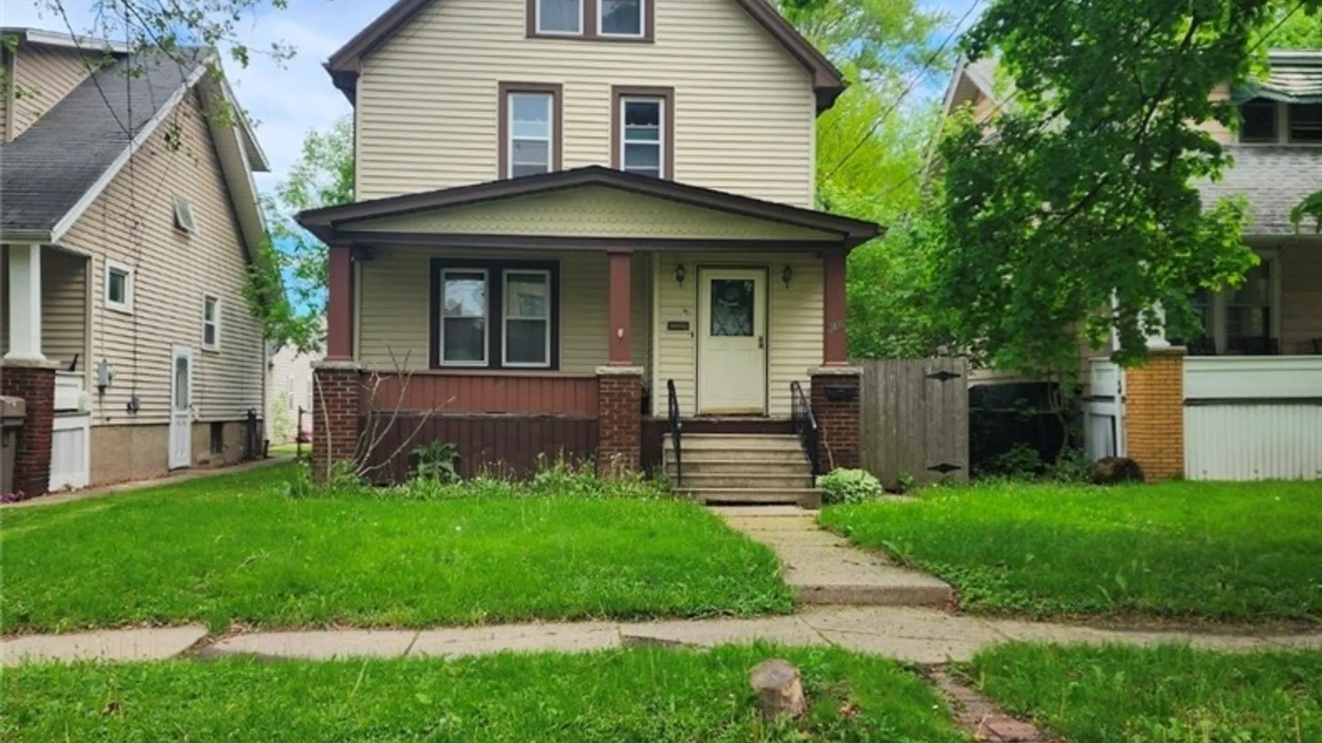 Property at 2410 Cleveland Avenue, Niagara Falls, NY 14305 2