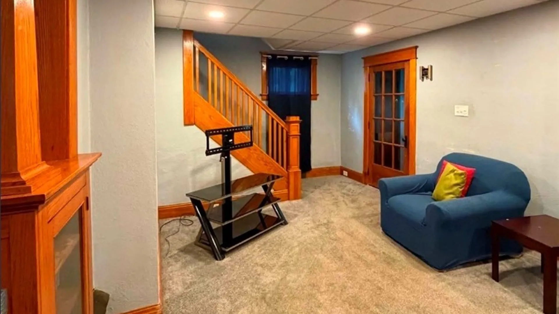 Property at 2410 Cleveland Avenue, Niagara Falls, NY 14305 4