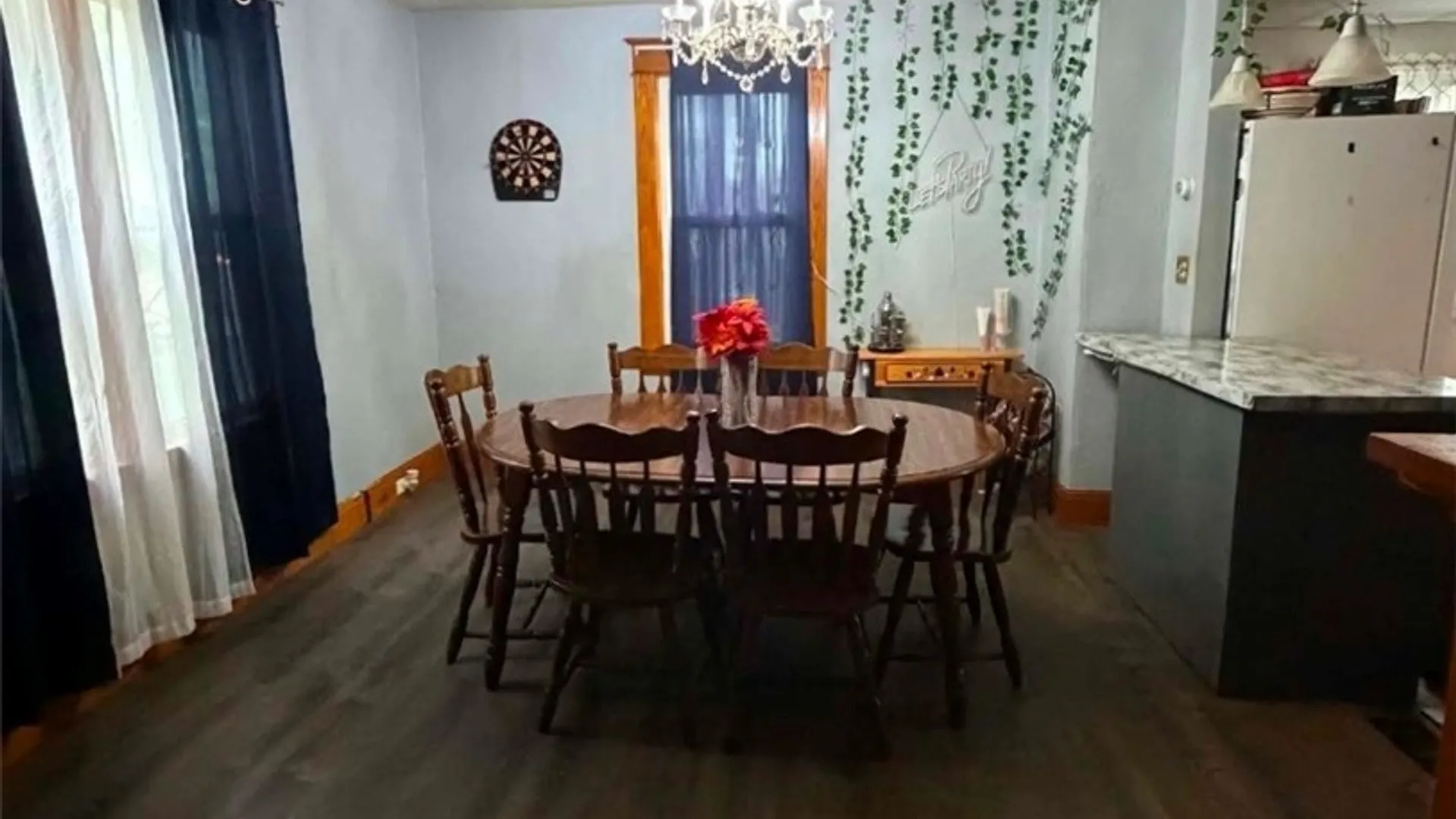 Property at 2410 Cleveland Avenue, Niagara Falls, NY 14305 5