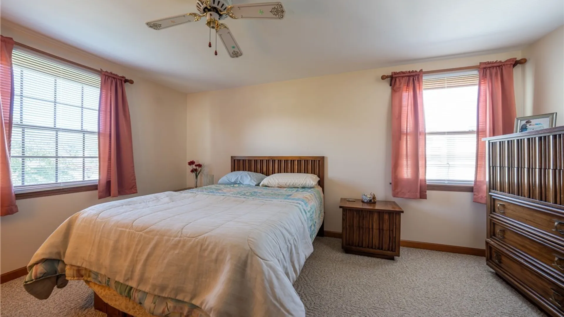 Property at 38 Fawn Trl, West Seneca, NY 14224 25