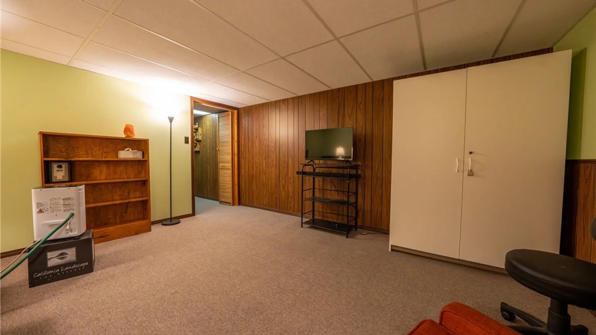 Property at 38 Fawn Trl, West Seneca, NY 14224 34