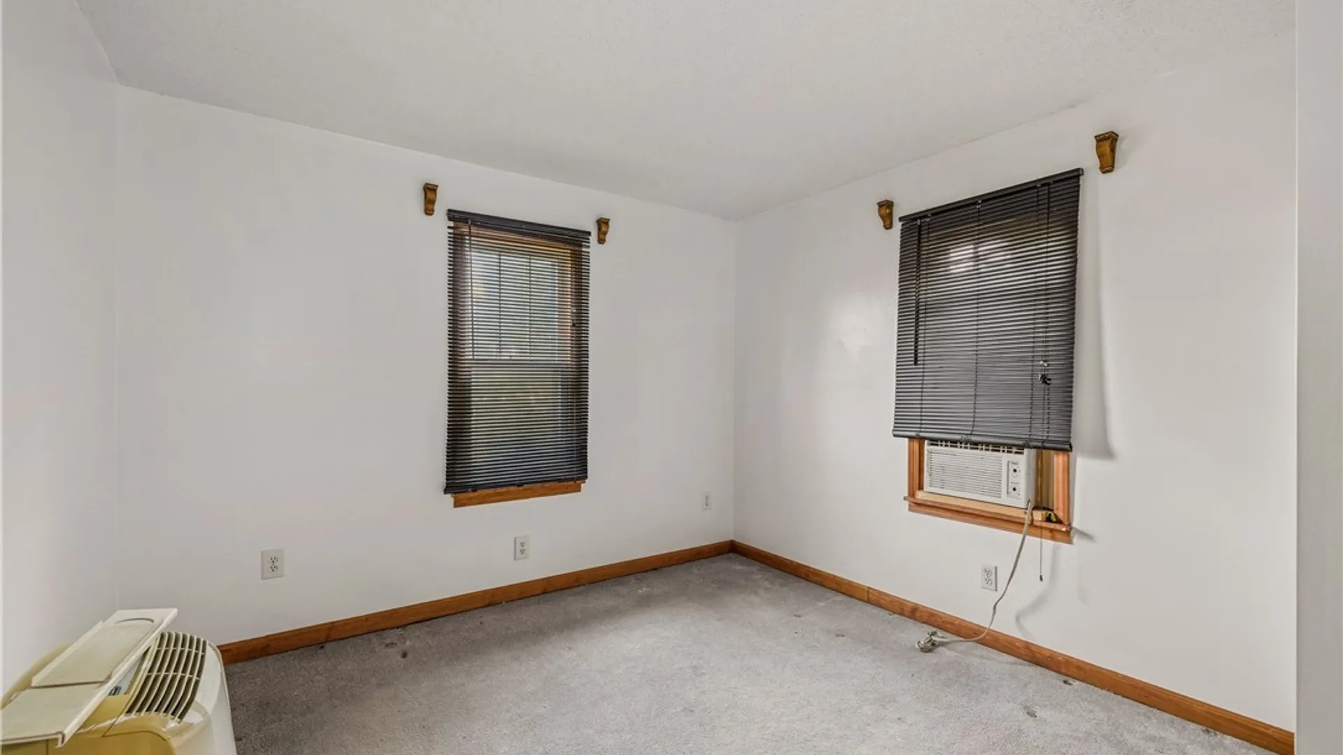 Property at 6129 Lockport Road, Niagara, NY 14305 15