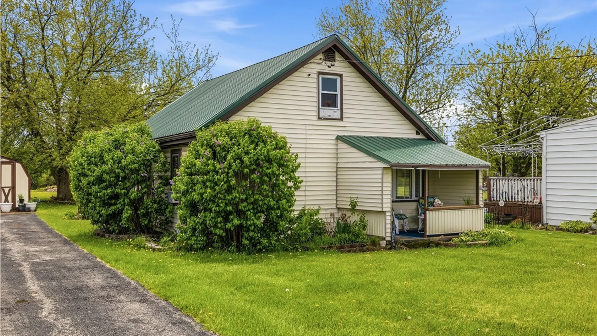 Property at 6129 Lockport Road, Niagara, NY 14305 2