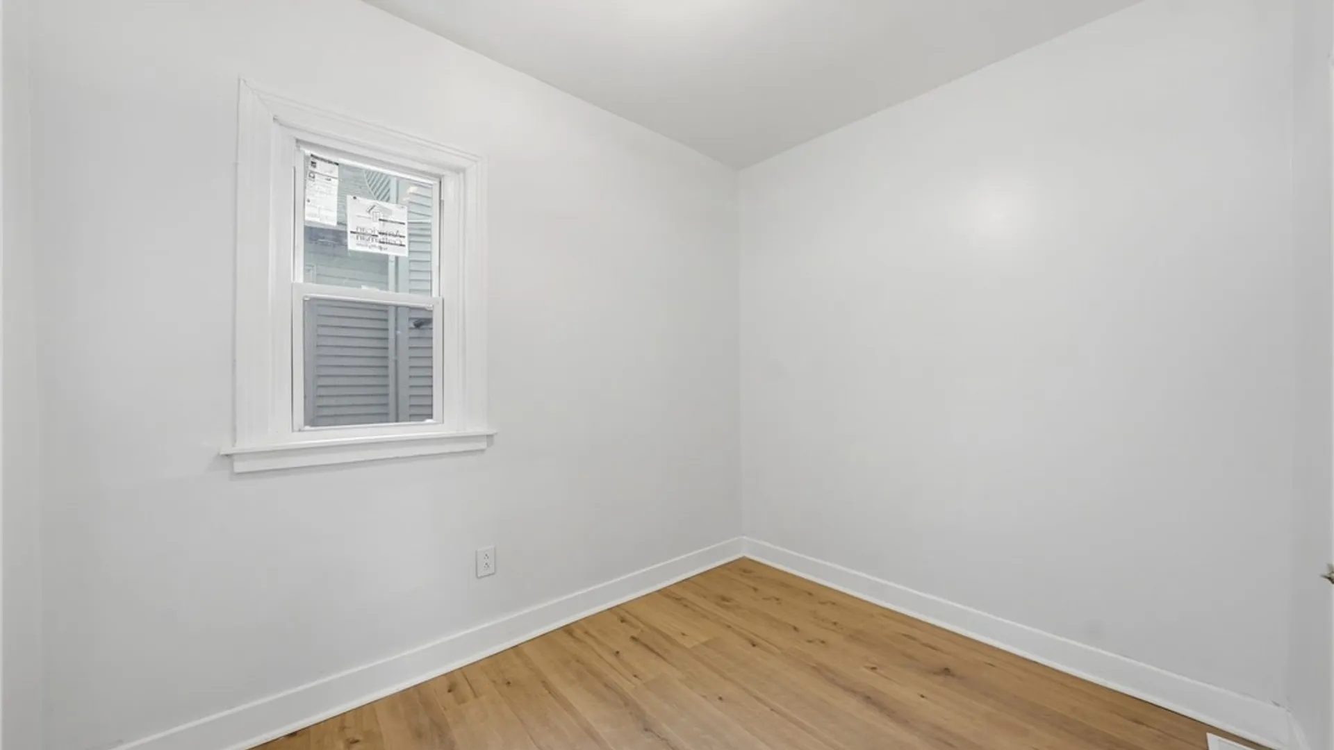 Property at 262 Sumner Place, Buffalo, NY 14211 11