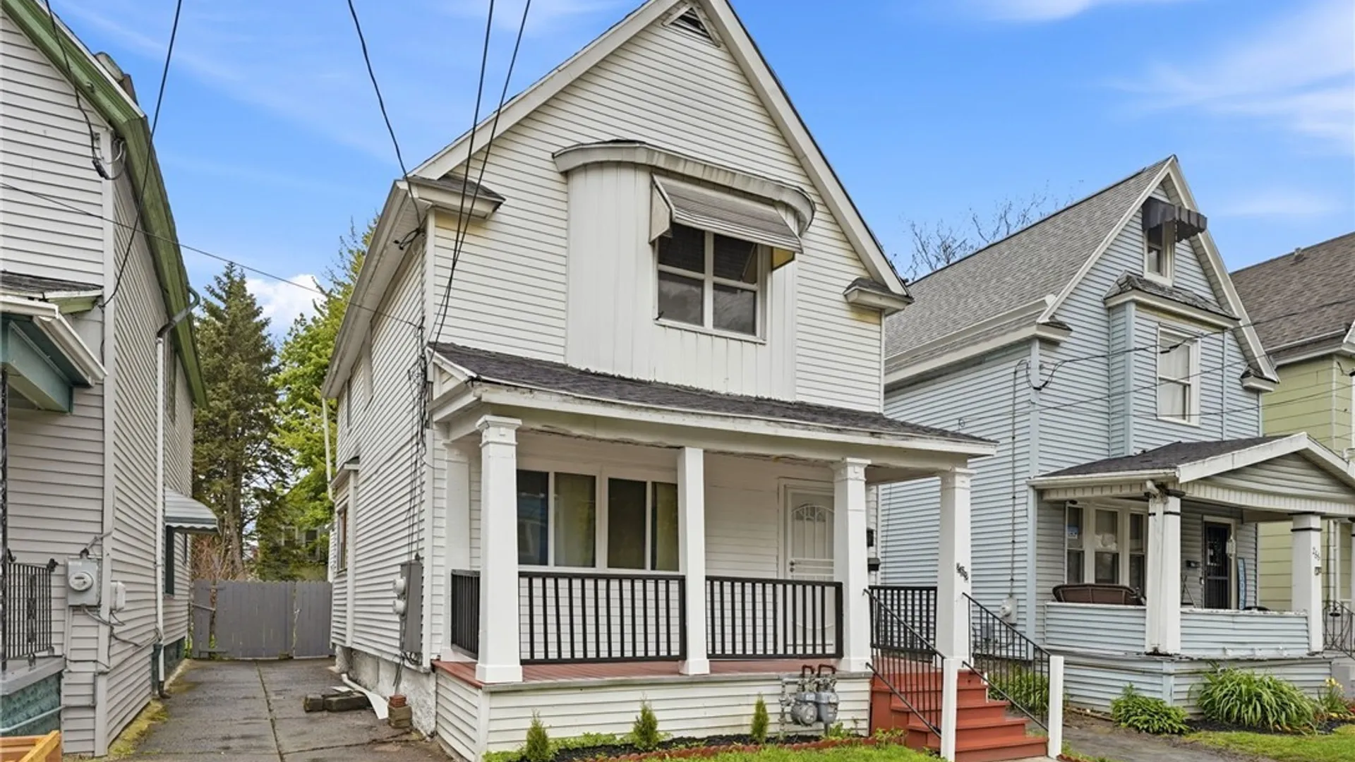 Property at 262 Sumner Place, Buffalo, NY 14211 2