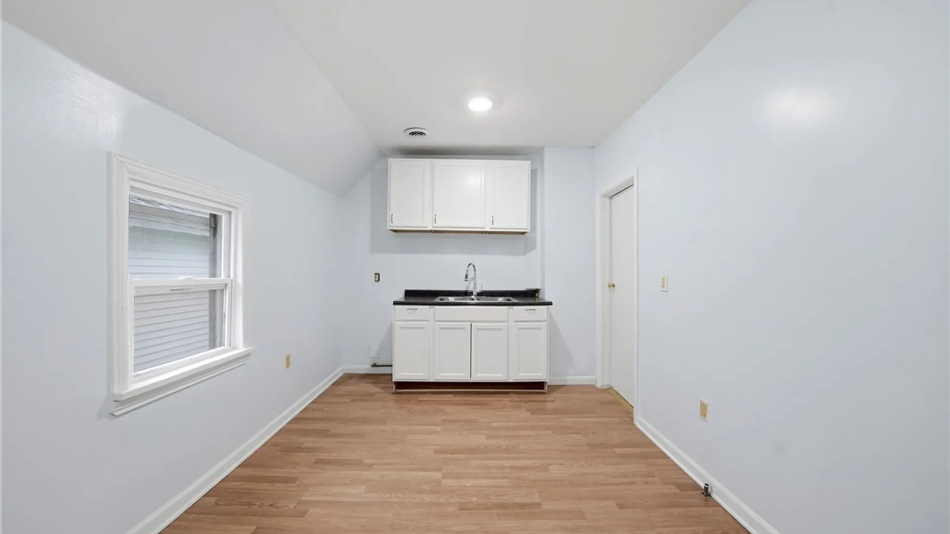 Property at 262 Sumner Place, Buffalo, NY 14211 32