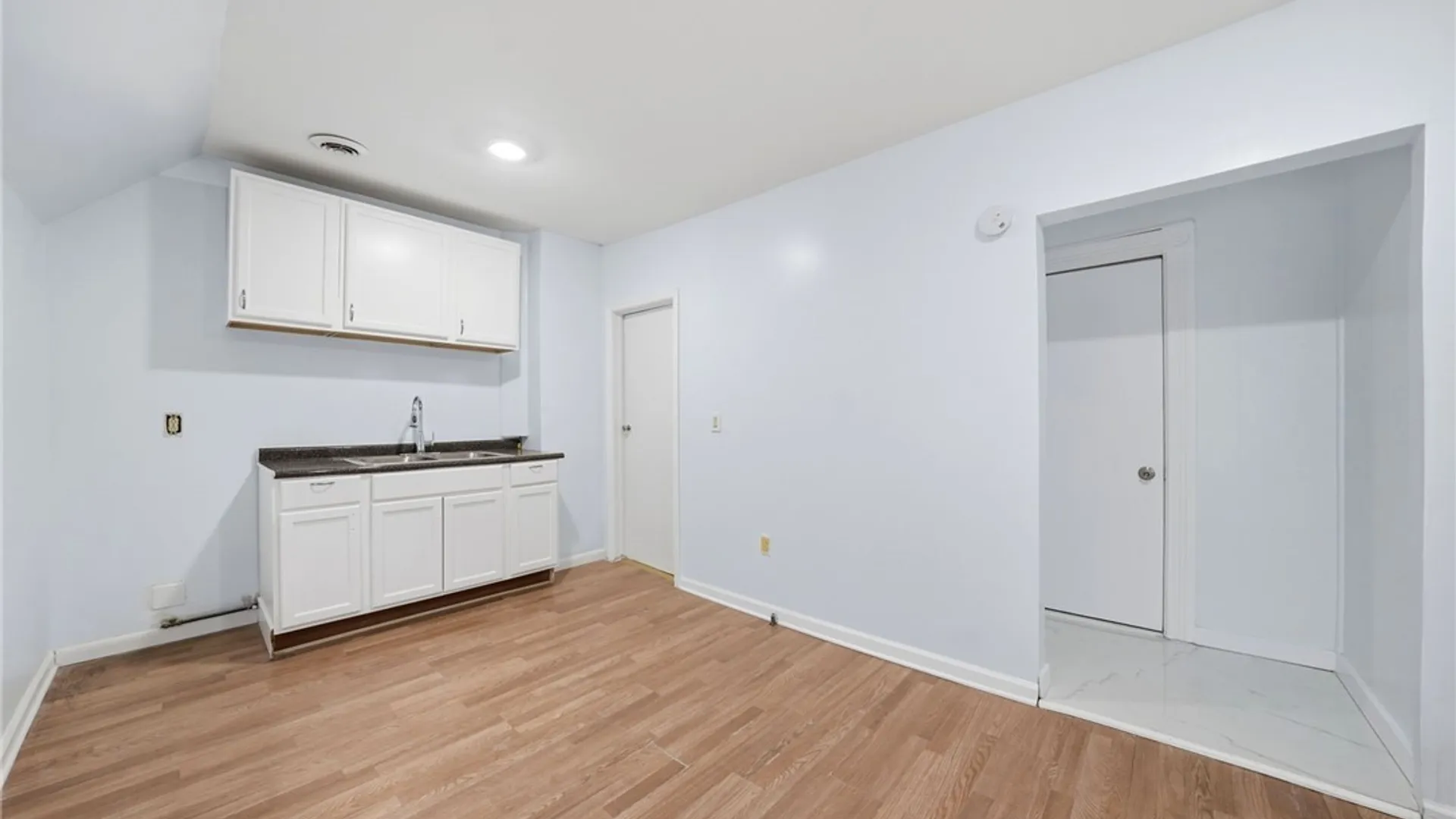 Property at 262 Sumner Place, Buffalo, NY 14211 34