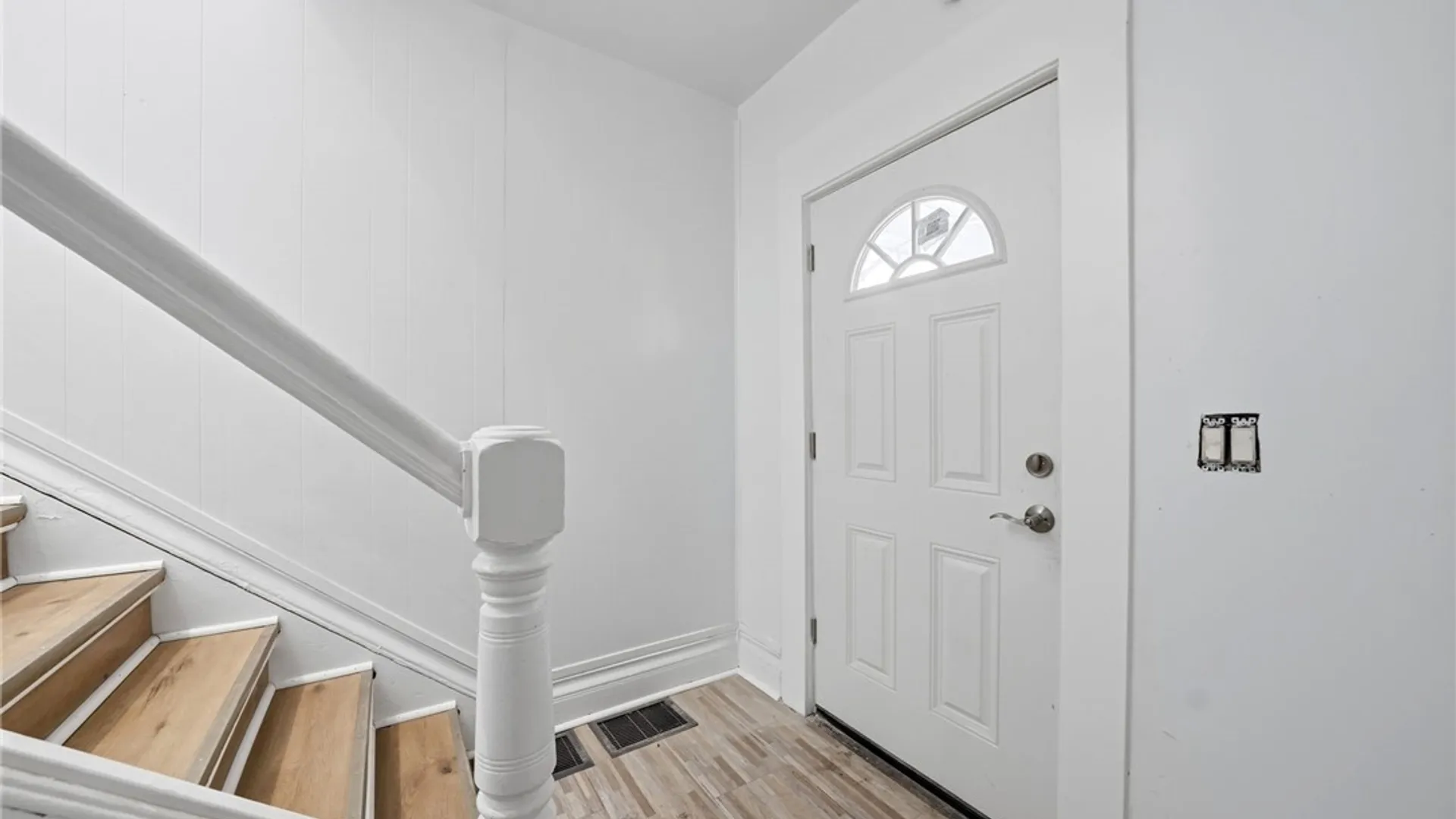 Property at 262 Sumner Place, Buffalo, NY 14211 7