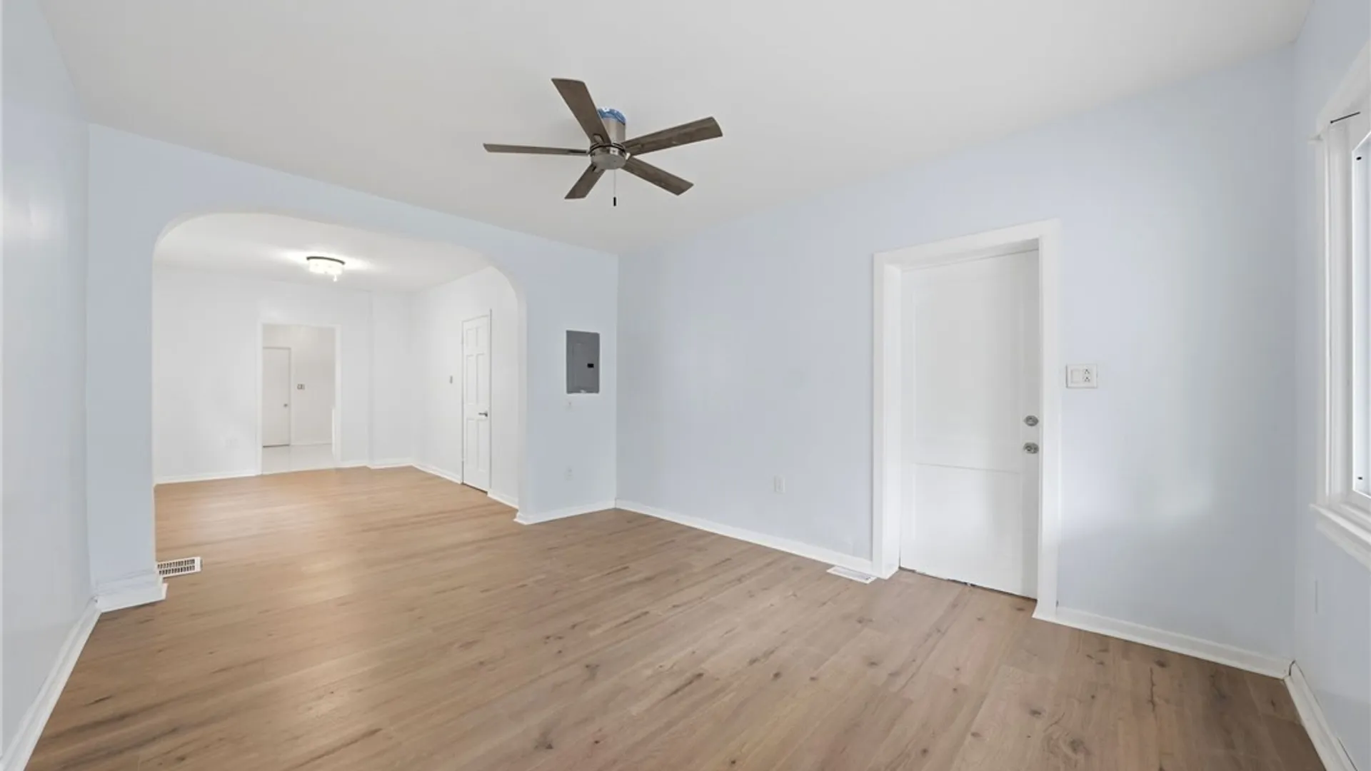 Property at 262 Sumner Place, Buffalo, NY 14211 9