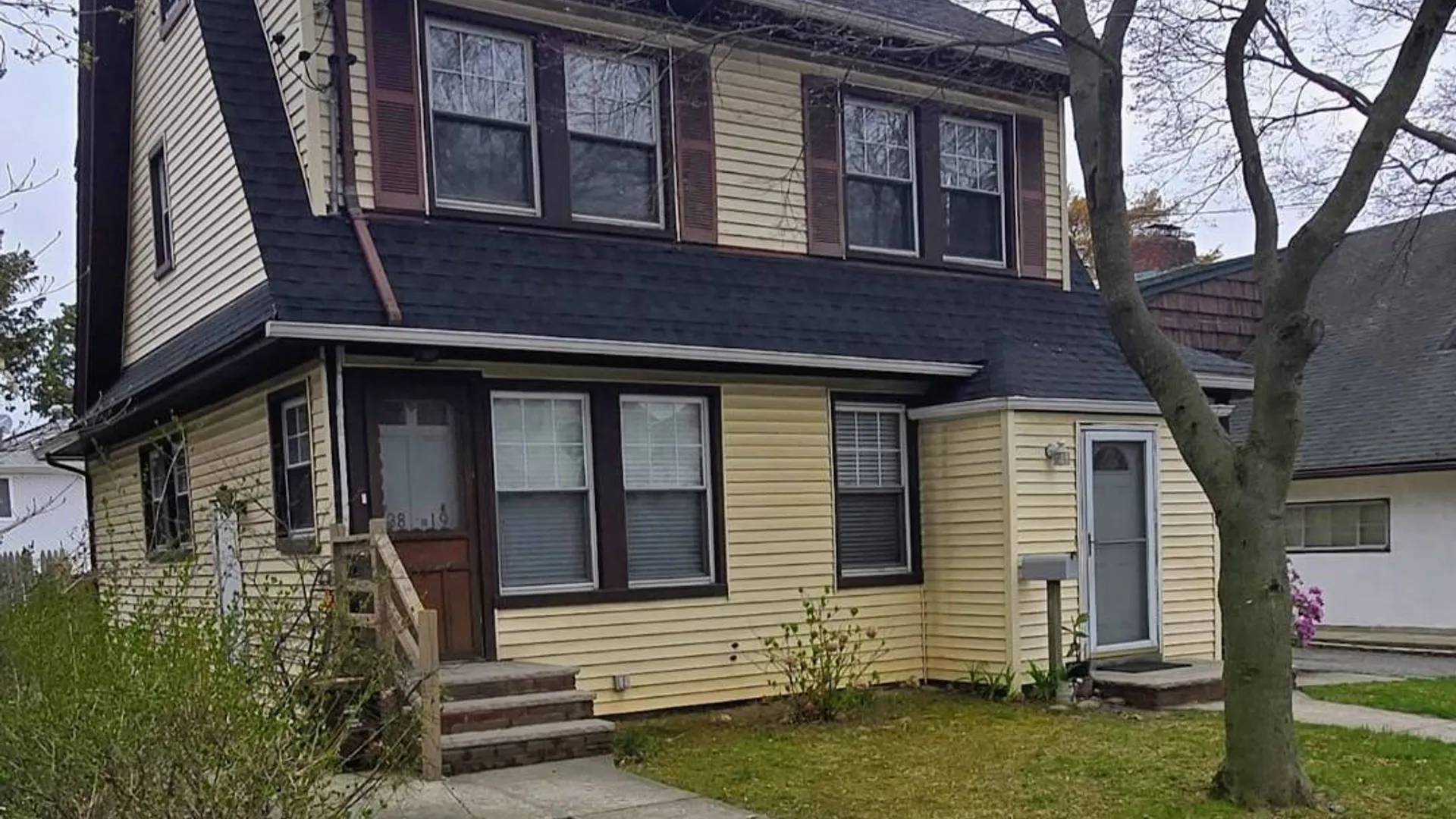 Property at 3819 217th St, Bayside, NY 11361 14