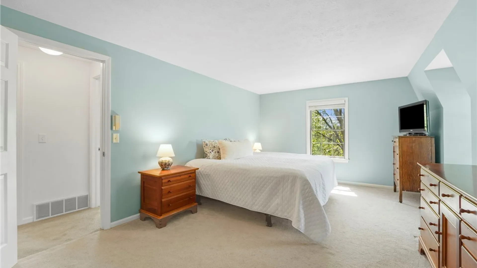 Property at 12 Highgate Circle, Lansing, NY 14850 36