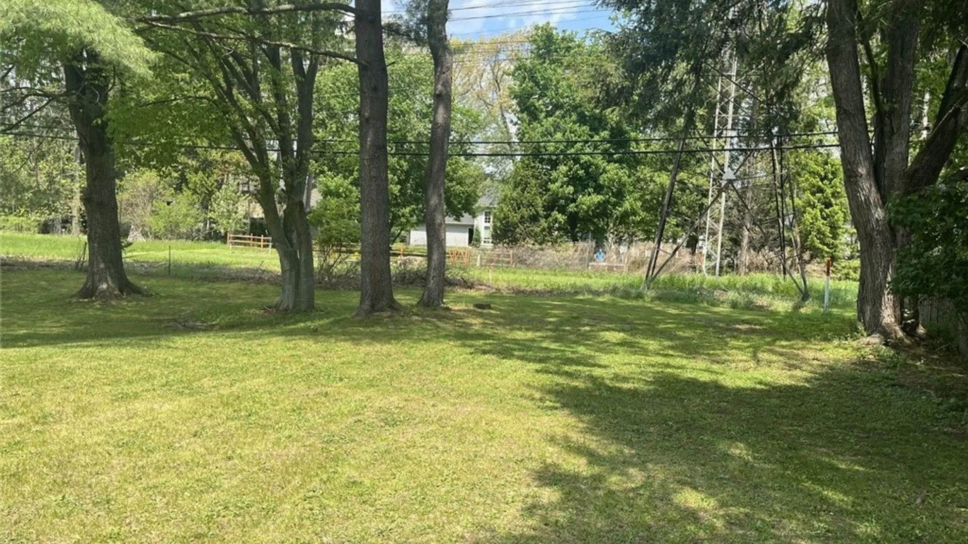 Property at 46 Larchwood Drive, Perinton, NY 14534 36