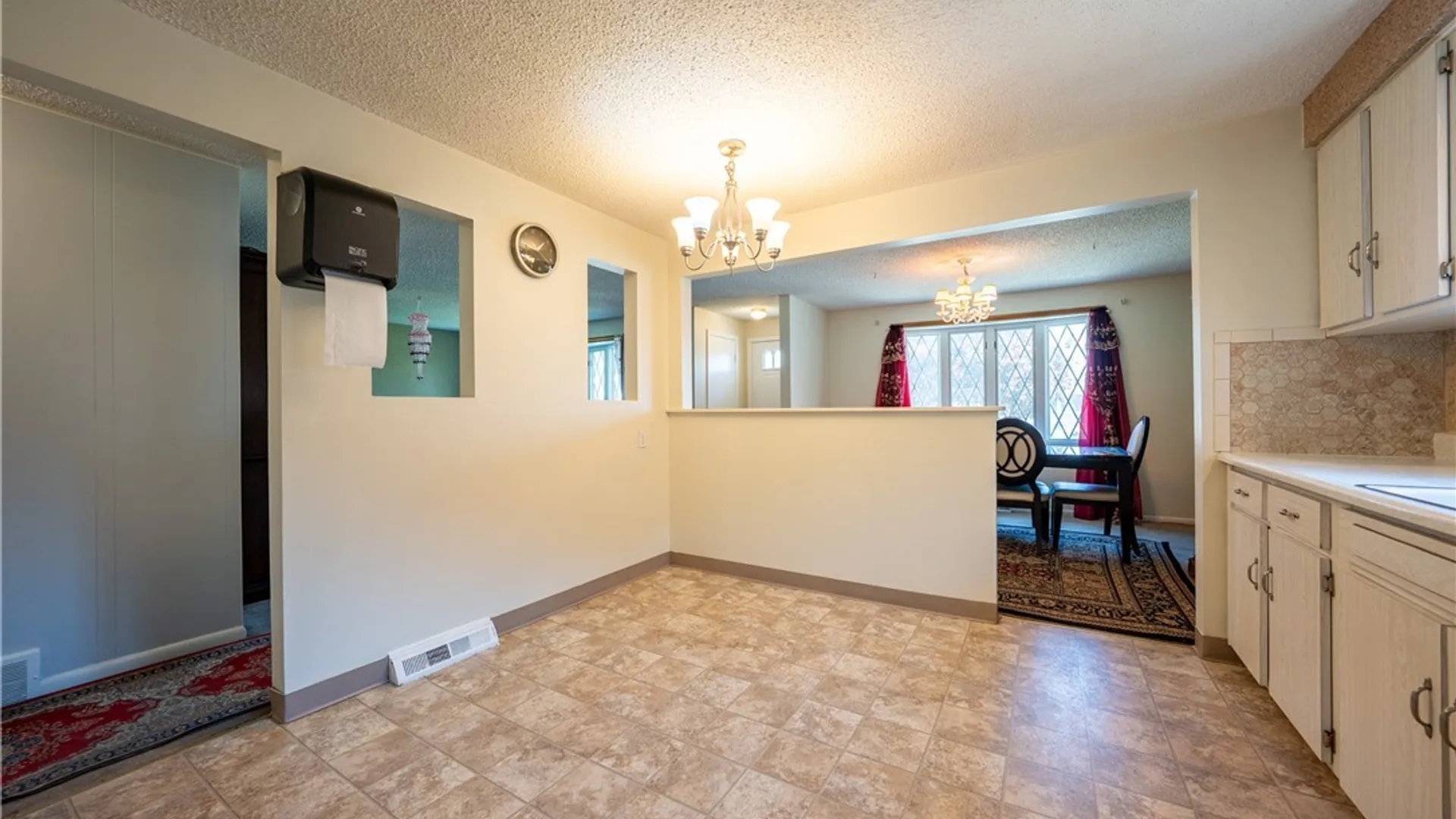 Property at 107 Nagel Drive, Cheektowaga, NY 14225 25