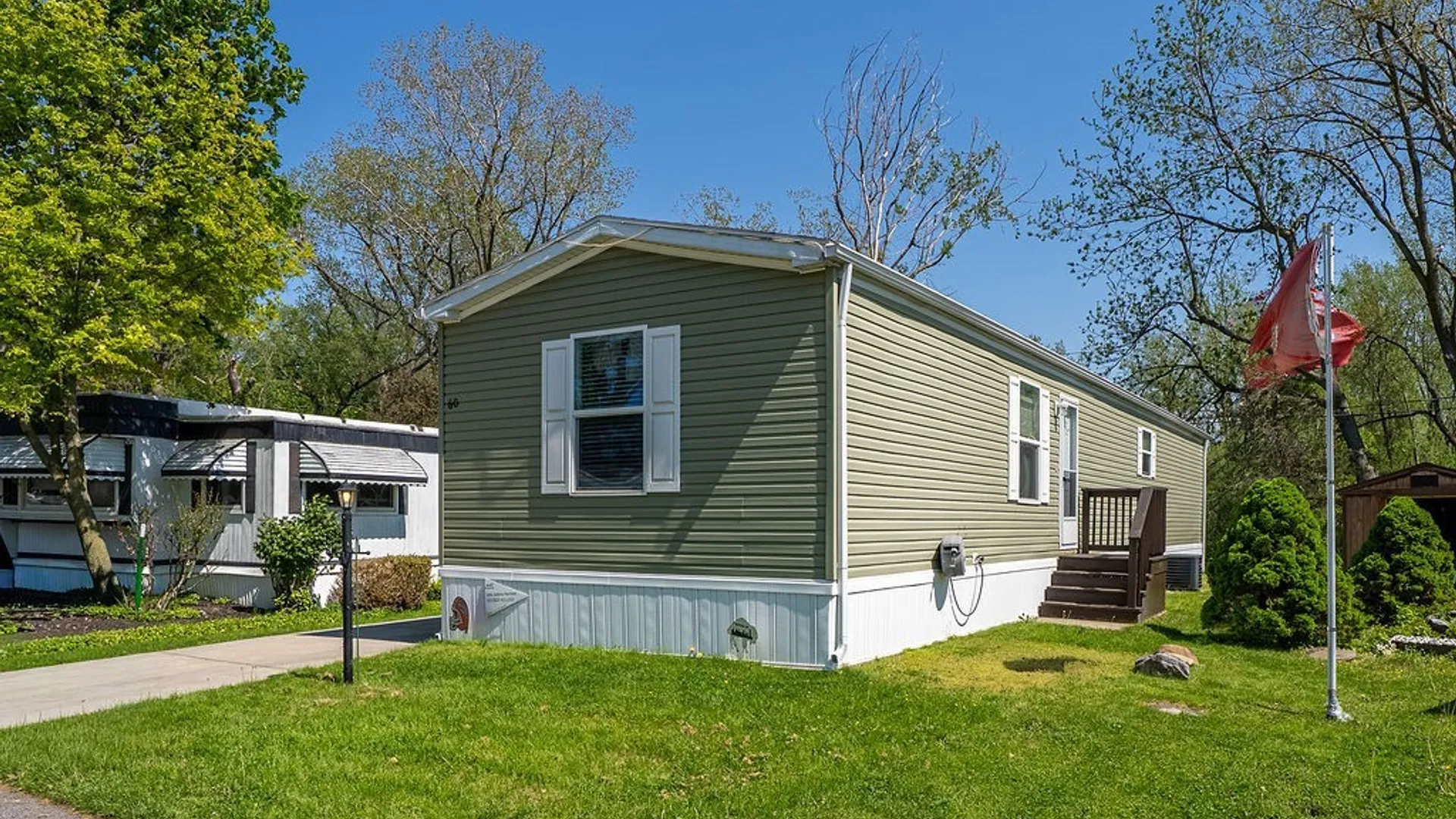 Property at 60 Carefree Lane, Cheektowaga, NY 14227 2