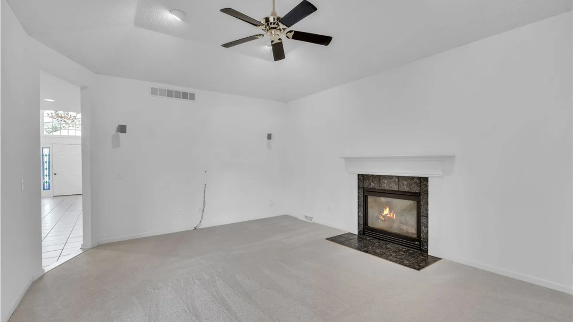 Property at 5527 Hemdale Drive, Clarence, NY 14221 16