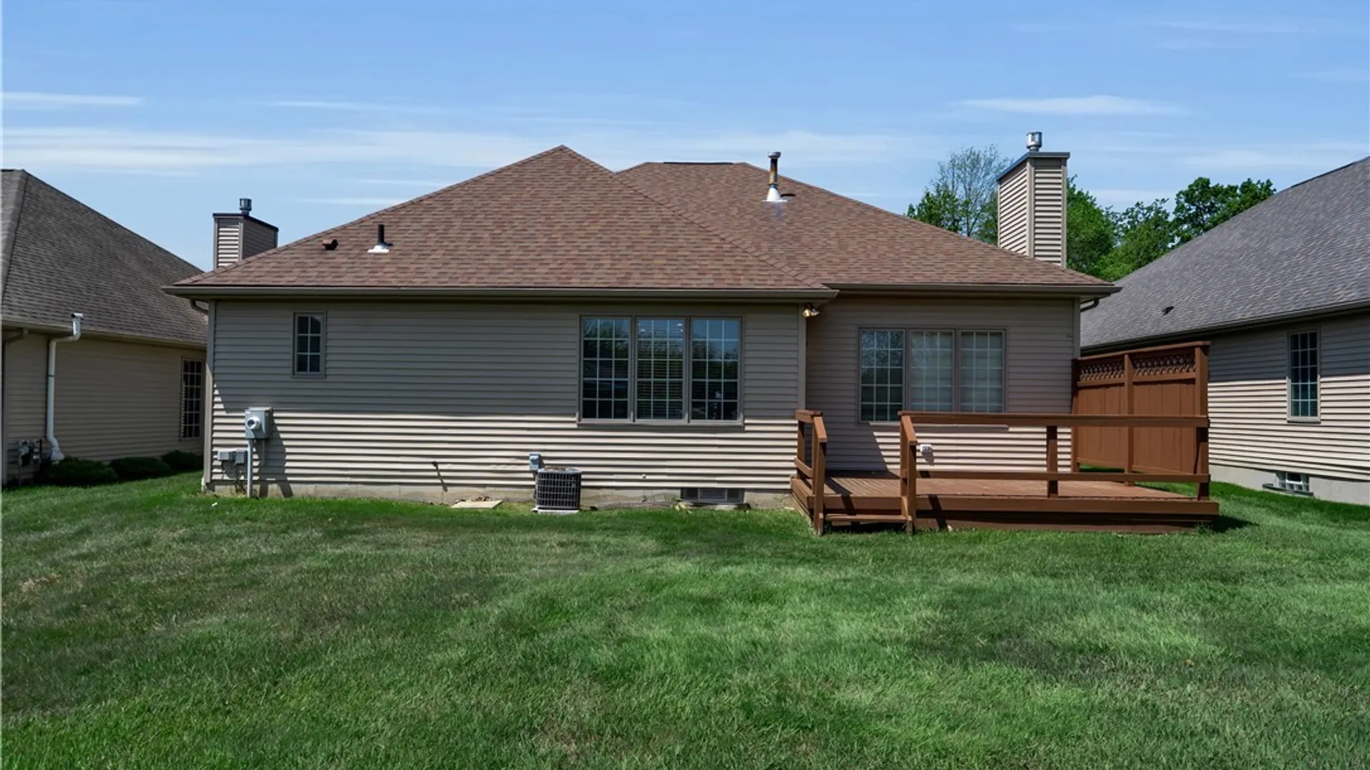 Property at 5527 Hemdale Drive, Clarence, NY 14221 41