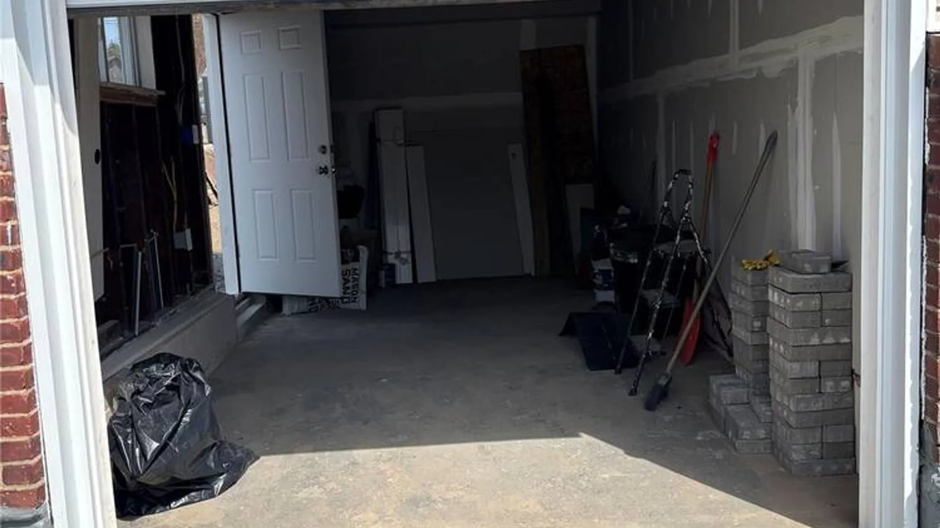 Property at 21 Pinetop Drive, Central Islip, NY 11722 12