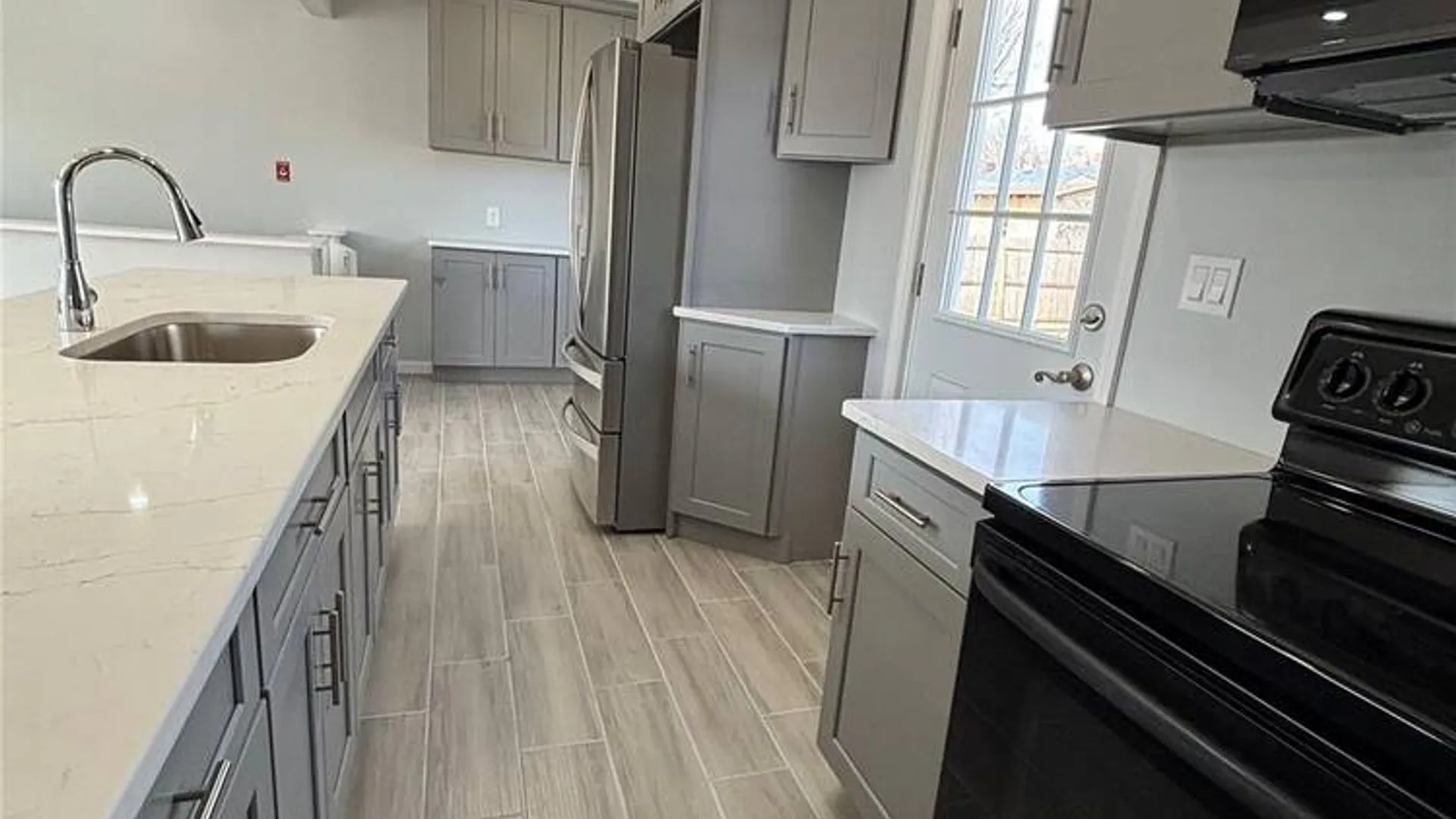 Property at 21 Pinetop Drive, Central Islip, NY 11722 8