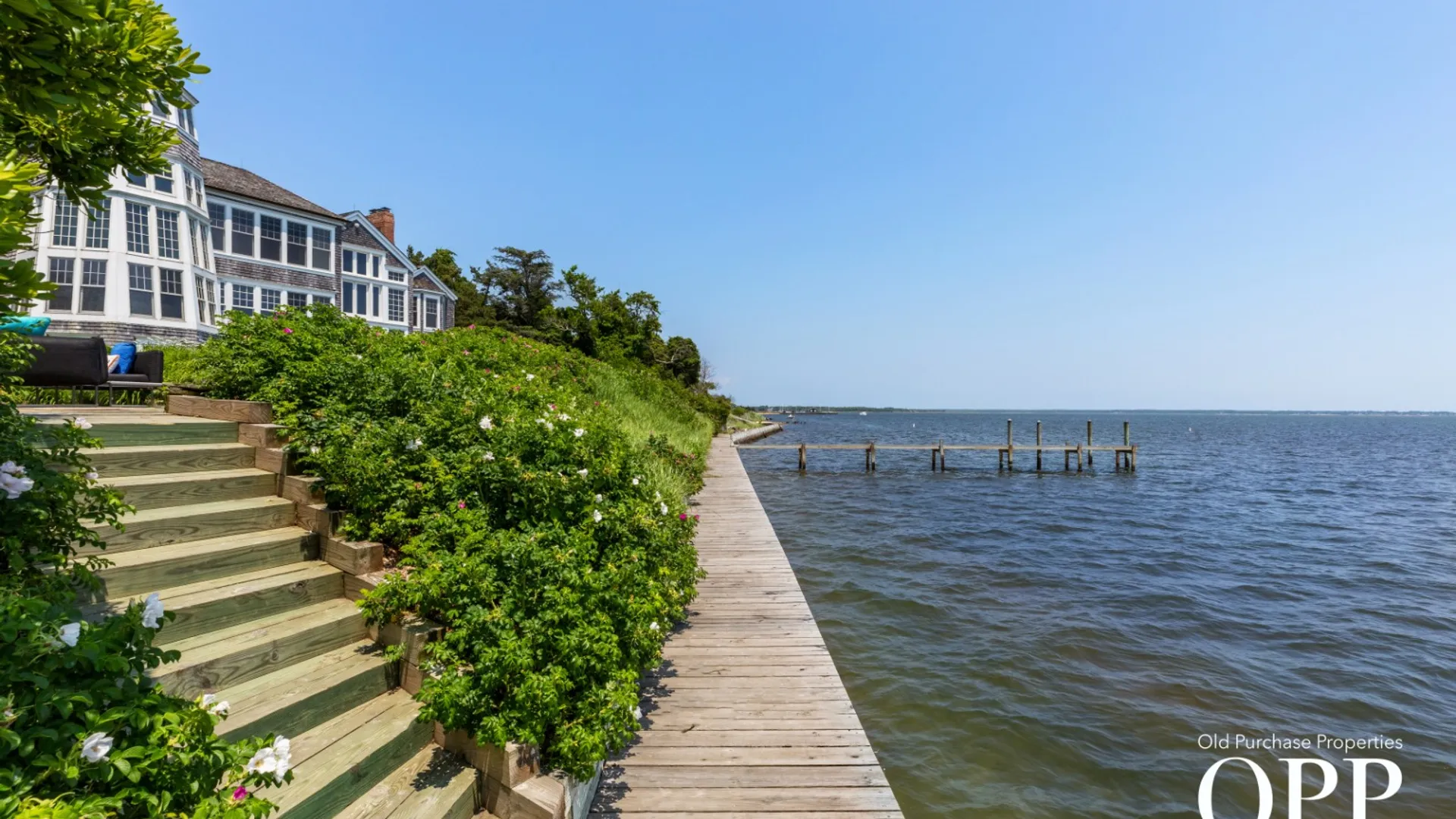 Property at 14 Peat hole lane, Bellport village, NY 11713 7