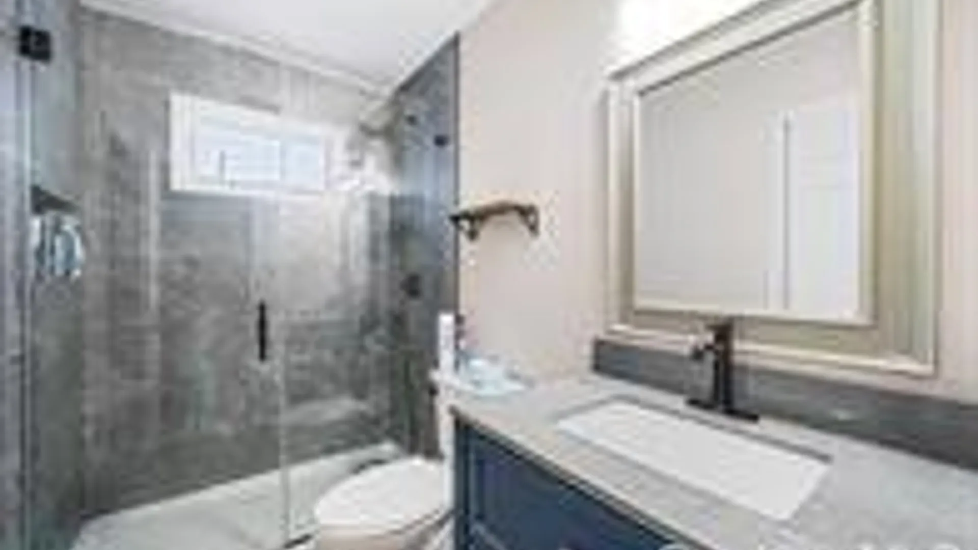 Property at 36 Aloma Rd, Rocky Point, NY 11778 17
