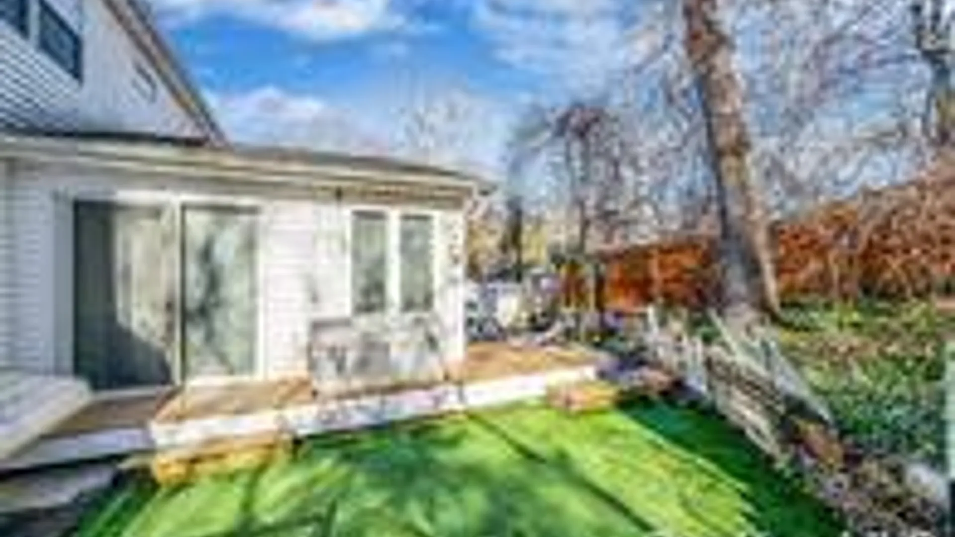 Property at 36 Aloma Rd, Rocky Point, NY 11778 3