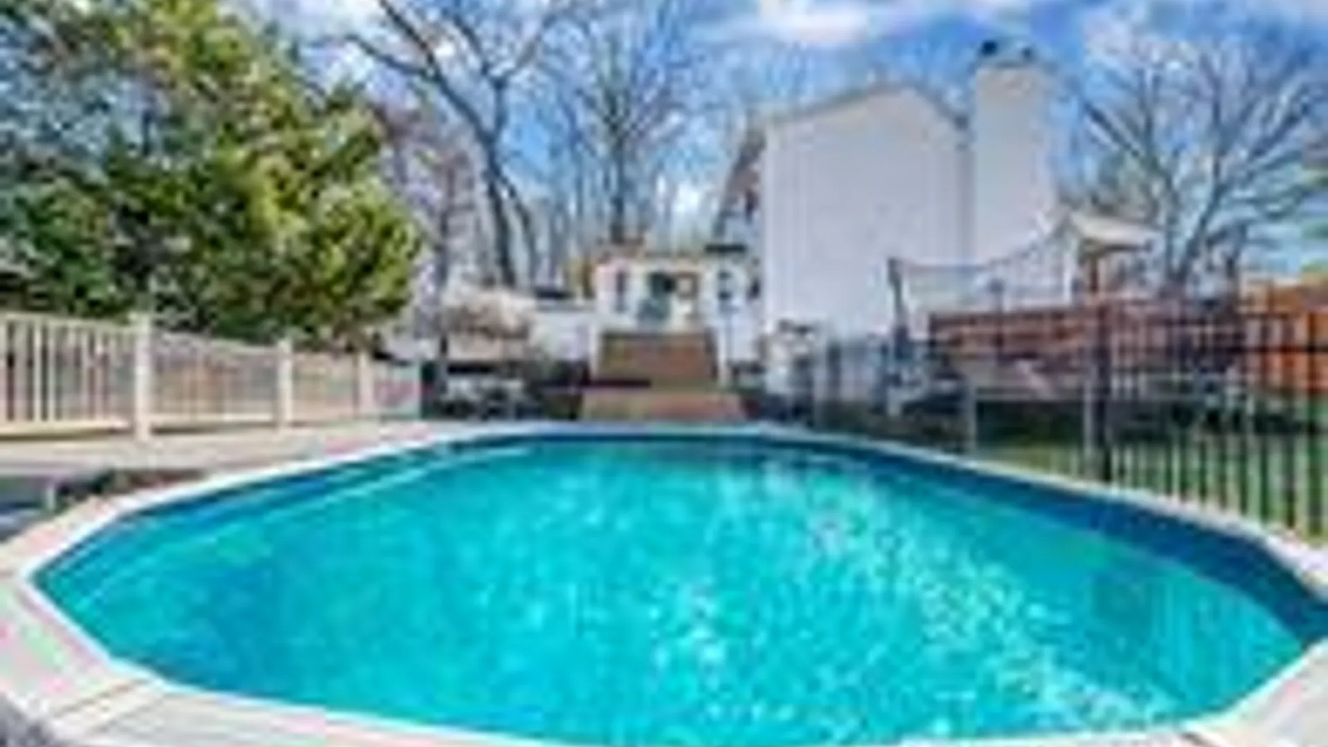 Property at 36 Aloma Rd, Rocky Point, NY 11778 8