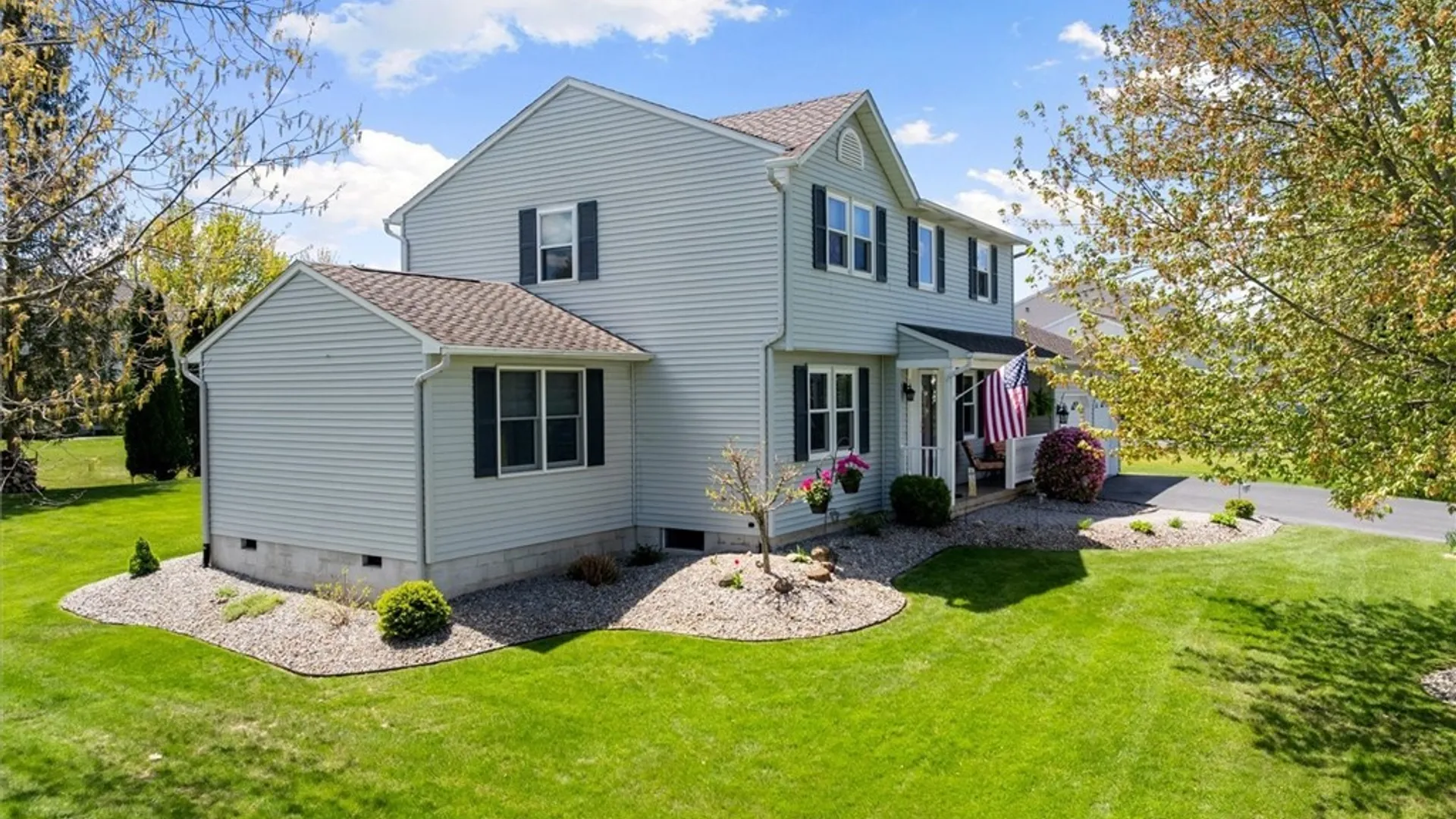 Property at 7114 Lakemist Drive, Cicero, NY 13039 2
