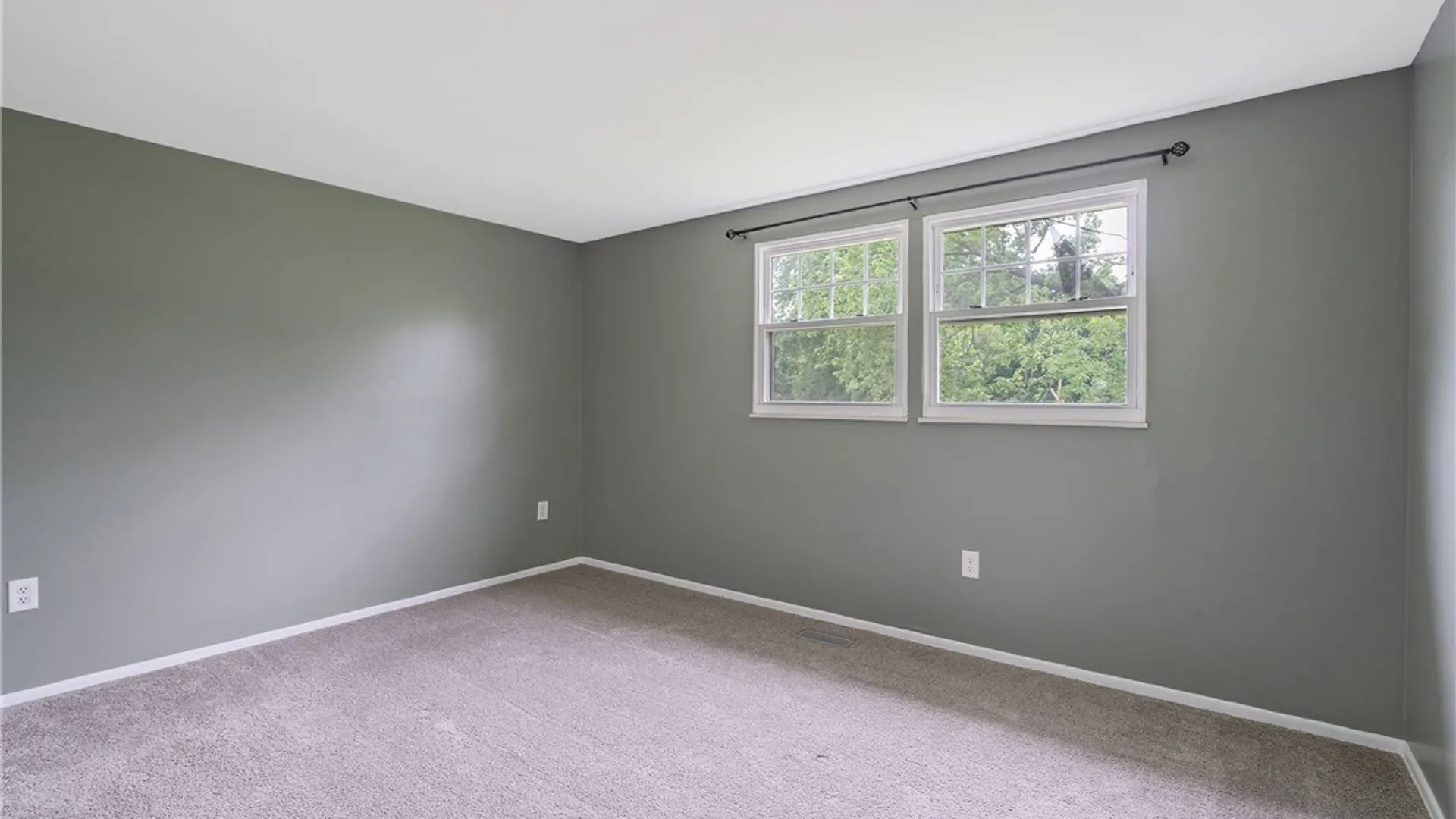 Property at 114 Saltwell Road, Salina, NY 13090 21