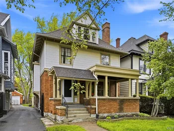 109 Dorchester Road, Buffalo, NY 14213