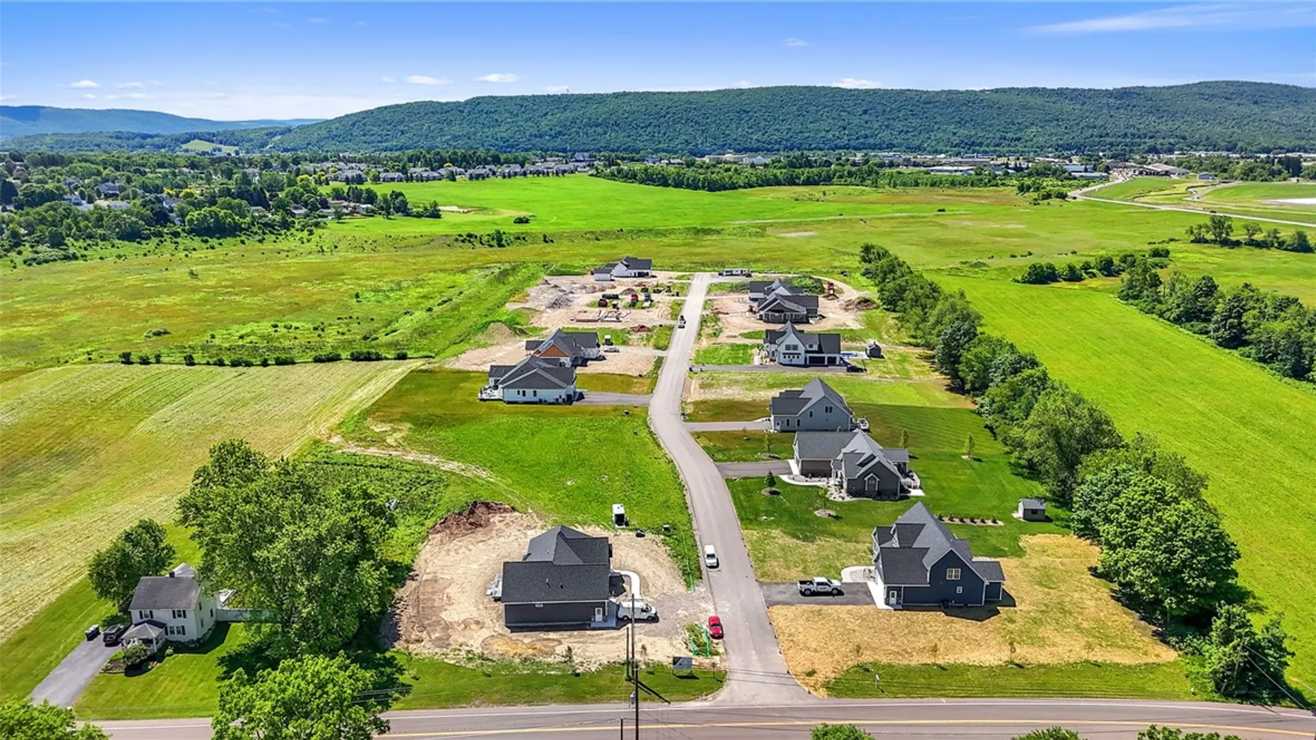 Property at 2 Quarry Lane, Big Flats, NY 14845 50