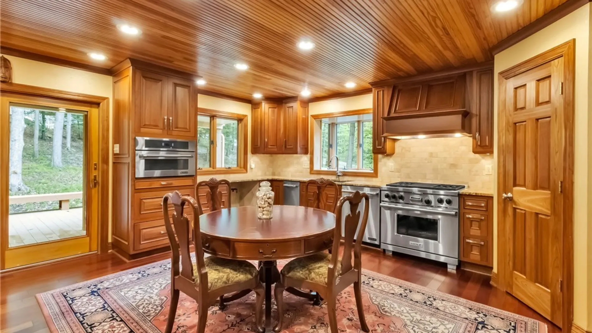 Property at 7239 S Abbott Road, Boston, NY 14075 5