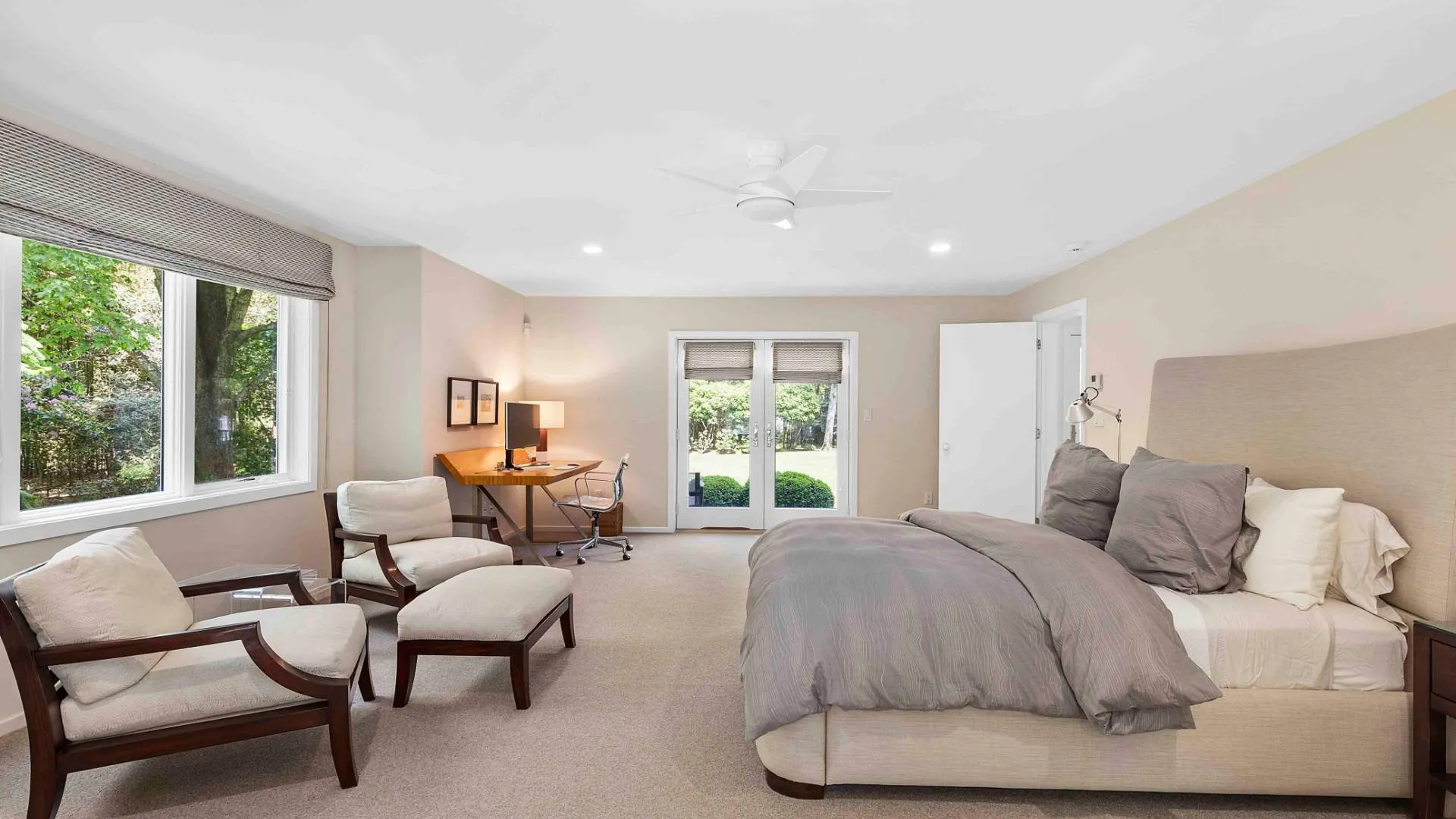 Property at 3 Acorn Path, Quogue, NY 11959 12